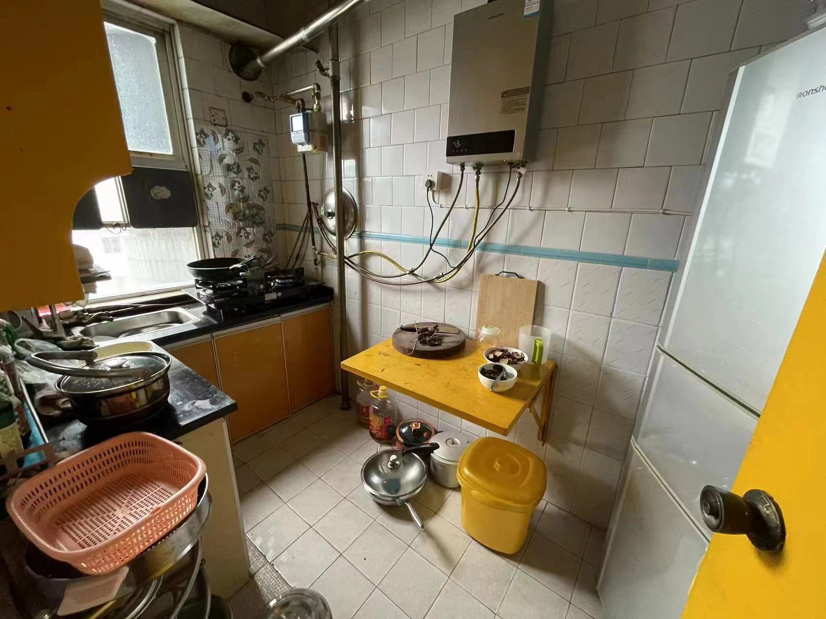 国土局宿舍 2室1厅1卫 40.00万 国土局宿舍 2室1厅1卫 40.00万室内图