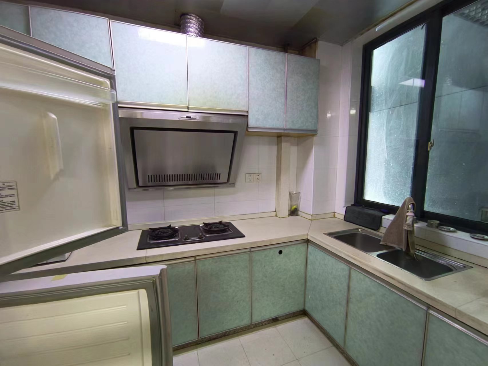 圣华名城建设北路110号 3室2厅2卫 68.0万 圣华名城建设北路110号 3室2厅2卫 68.0万室内图