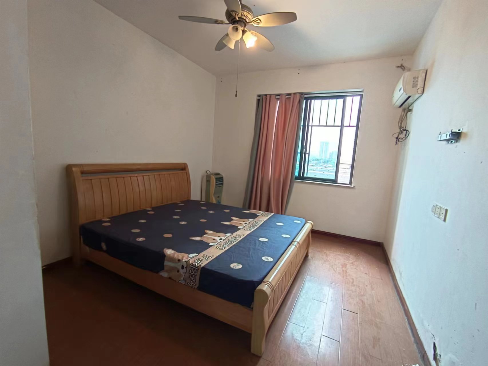 圣华名城建设北路110号 3室2厅2卫 68.0万 圣华名城建设北路110号 3室2厅2卫 68.0万室内图