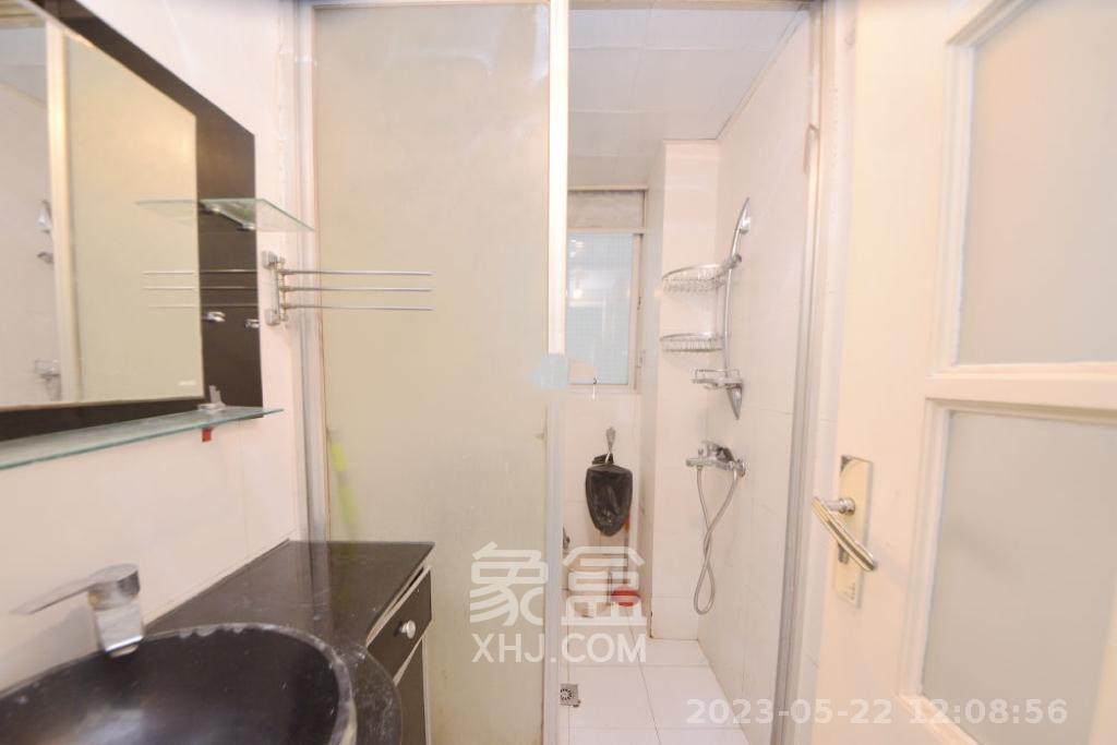 东方新世界  2室1厅1卫   2200.00元/月室内图