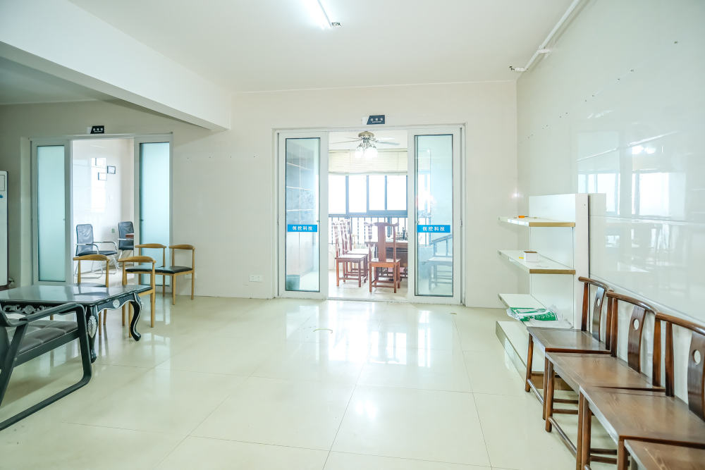 山水湾S区  5室2厅1卫    26.0万