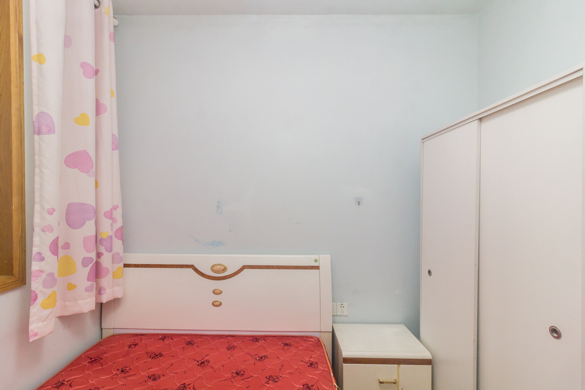 华天LOHO小镇  3室2厅2卫    66.2万 华天LOHO小镇  3室2厅2卫    66.2万卧室