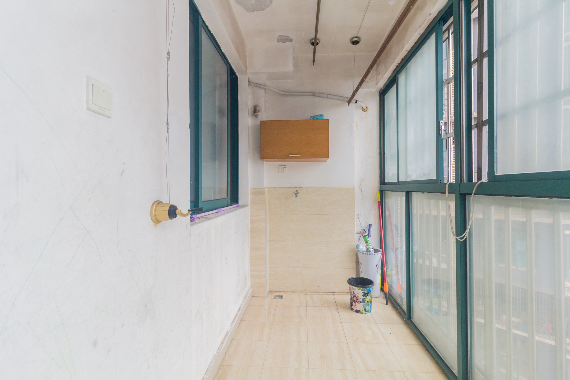 华天LOHO小镇  3室2厅2卫    66.2万 华天LOHO小镇  3室2厅2卫    66.2万阳台