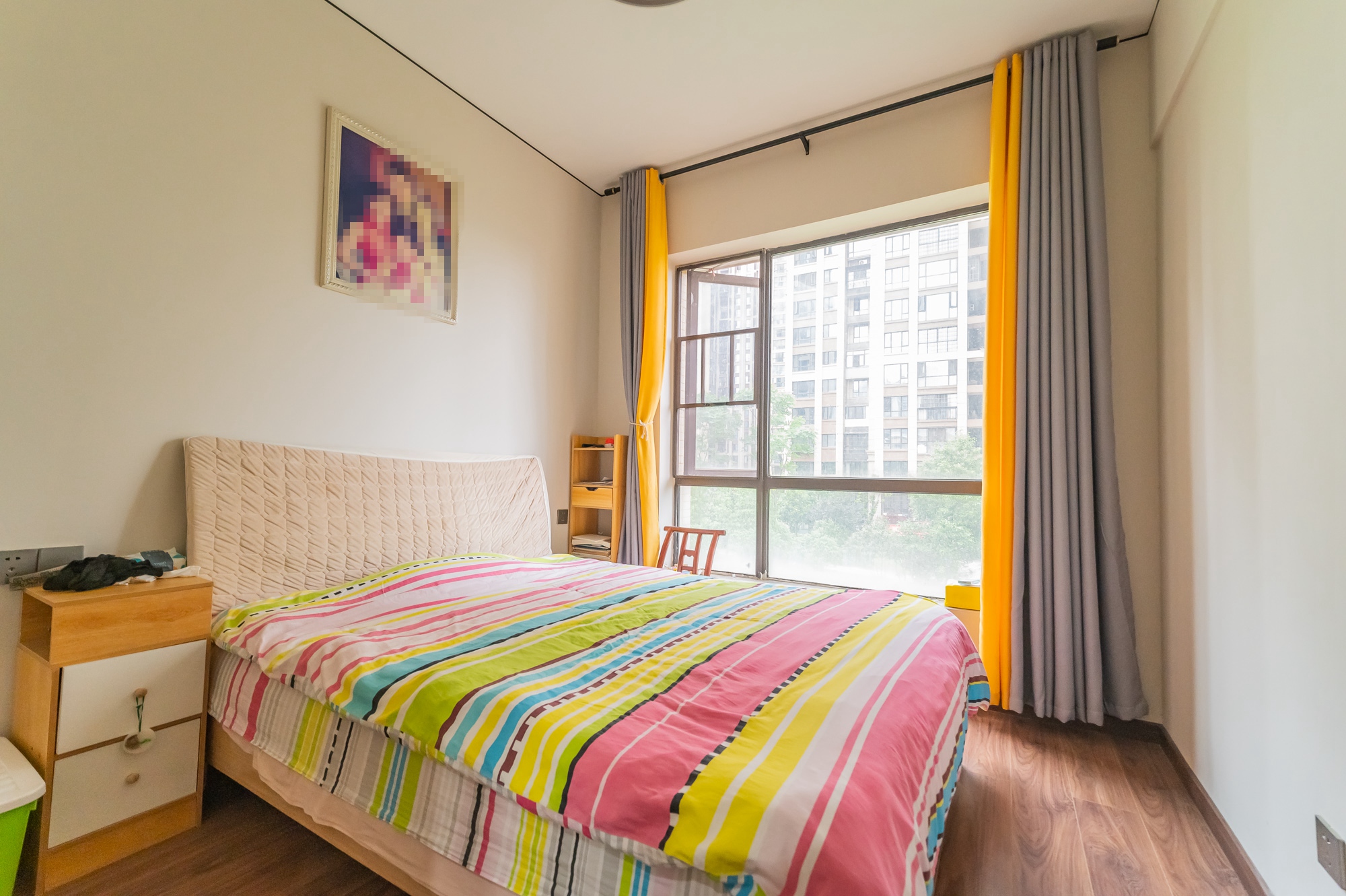 国泰九龙湾 4室2厅2卫 137.00万 国泰九龙湾 4室2厅2卫 137.00万卧室