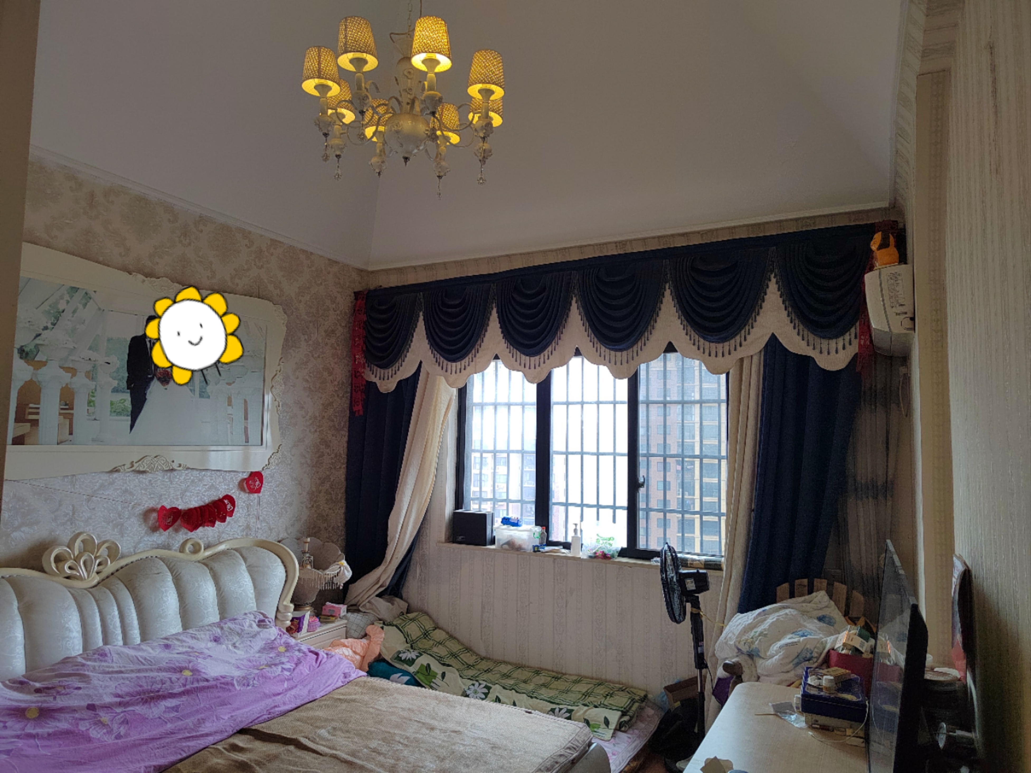 幸福郡音乐花园  4室2厅2卫    62.8万客厅