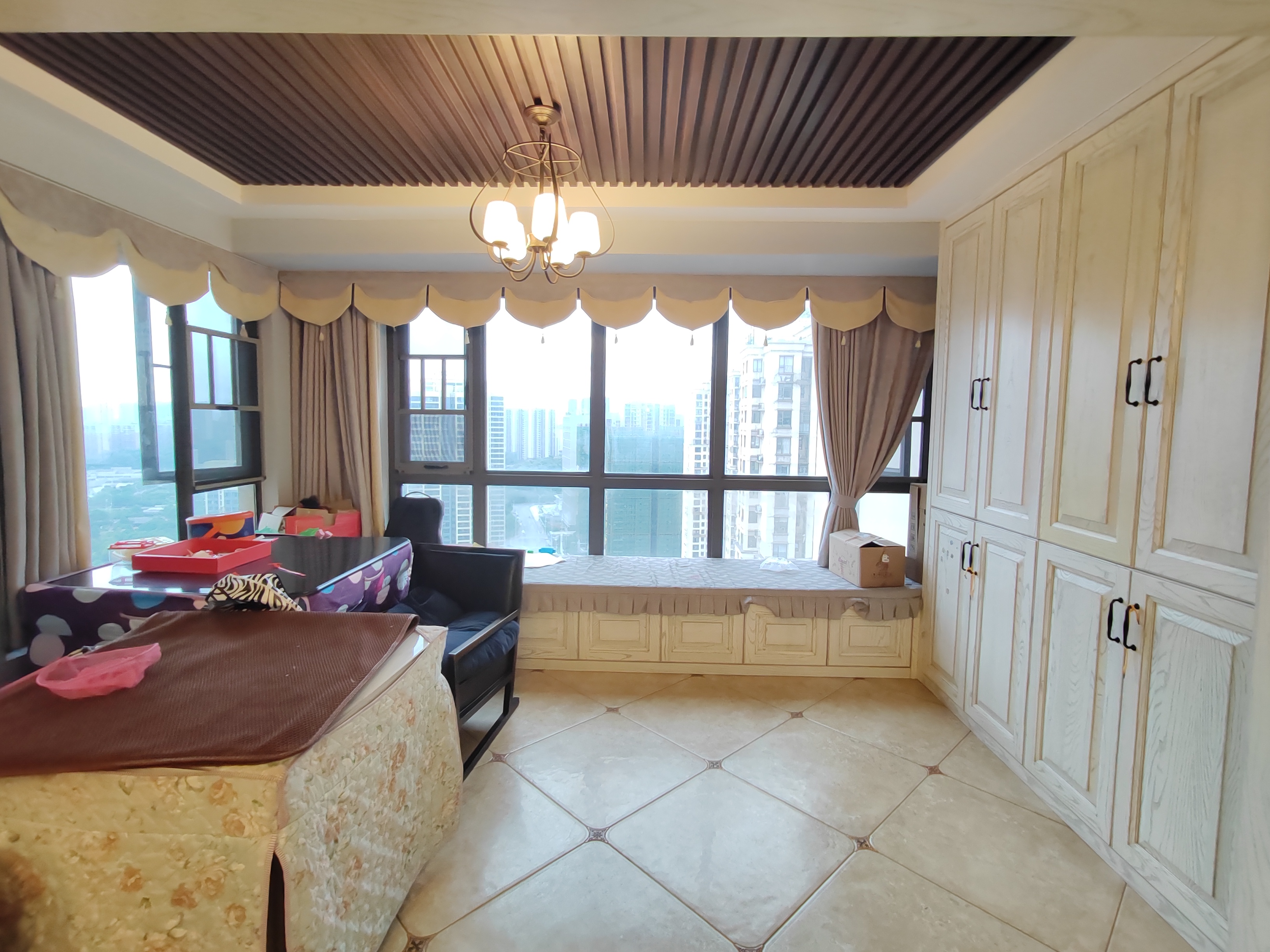 佳兆业金域天下二期 4室2厅2卫 90.0万 佳兆业金域天下二期 4室2厅2卫 90.0万室内图