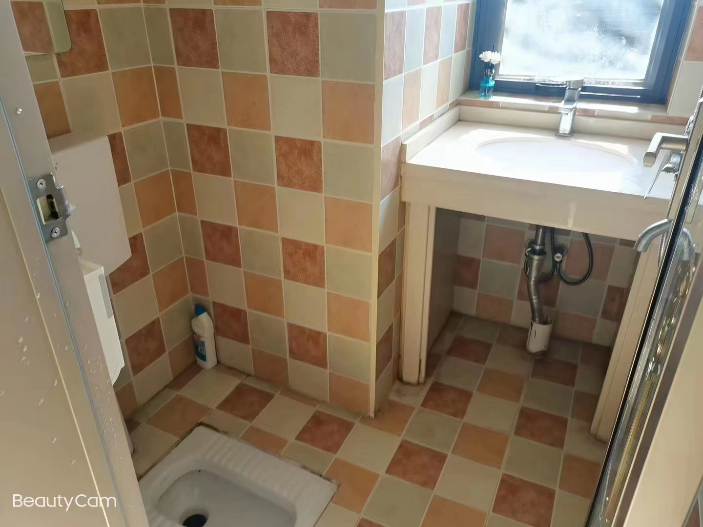 中建御山和苑 1室1厅1卫 17.0万 中建御山和苑 1室1厅1卫 17.0万室内图