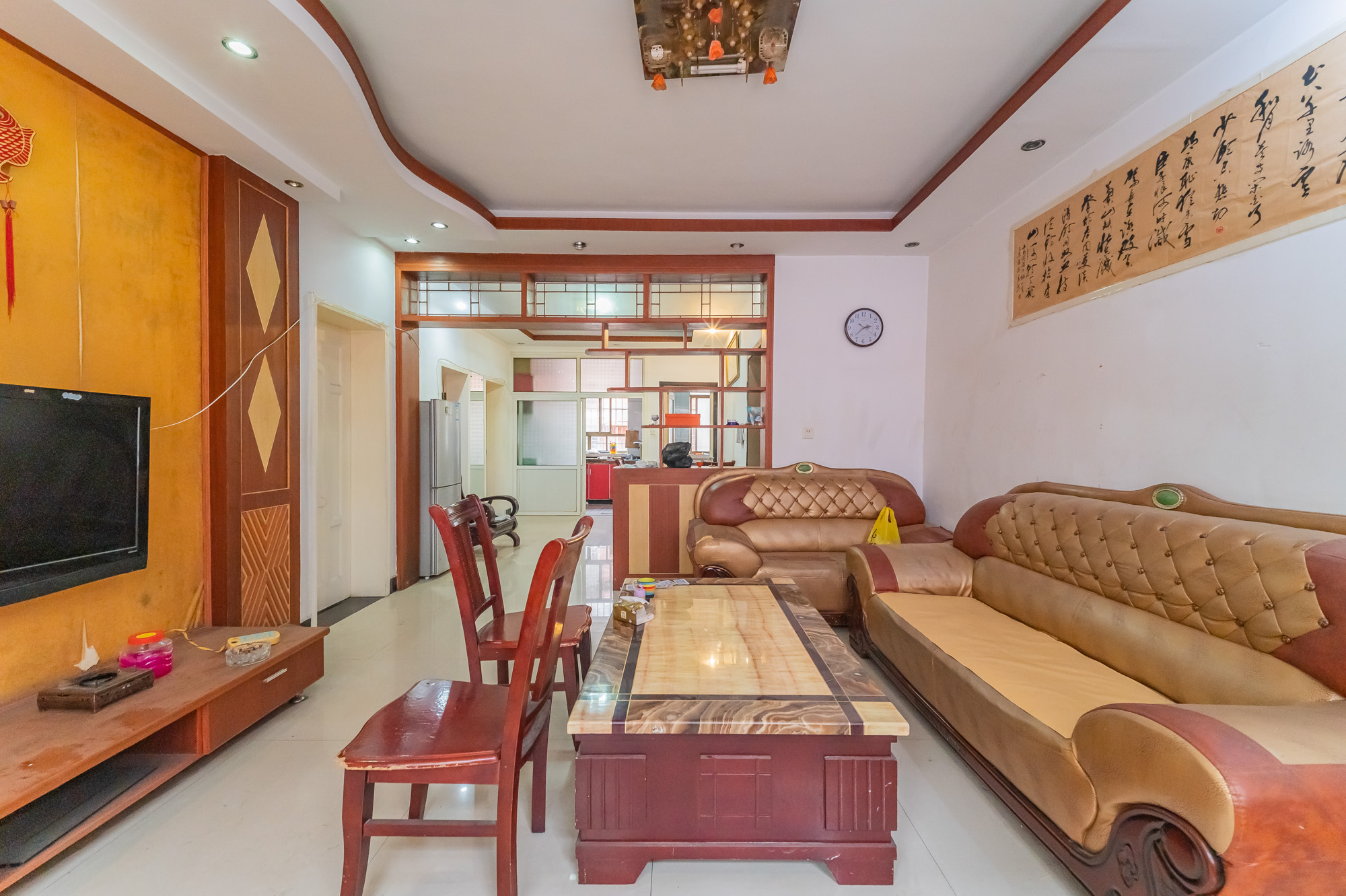 城东安置区(星城社区) 3室2厅2卫 67.87万 城东安置区(星城社区) 3室2厅2卫 67.87万客厅