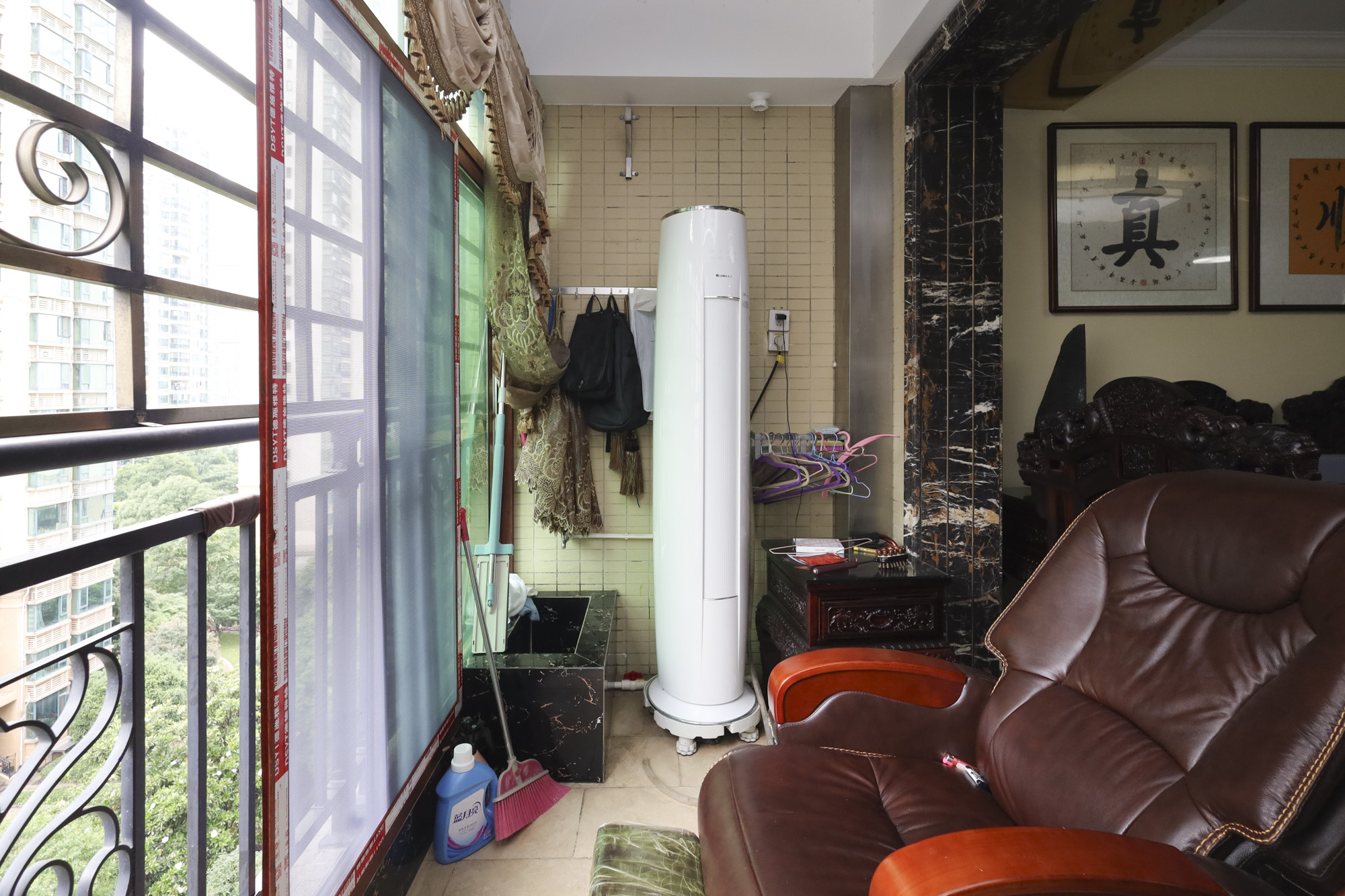 恒大御景湾  4室2厅2卫    198.96万 恒大御景湾  4室2厅2卫    198.96万阳台