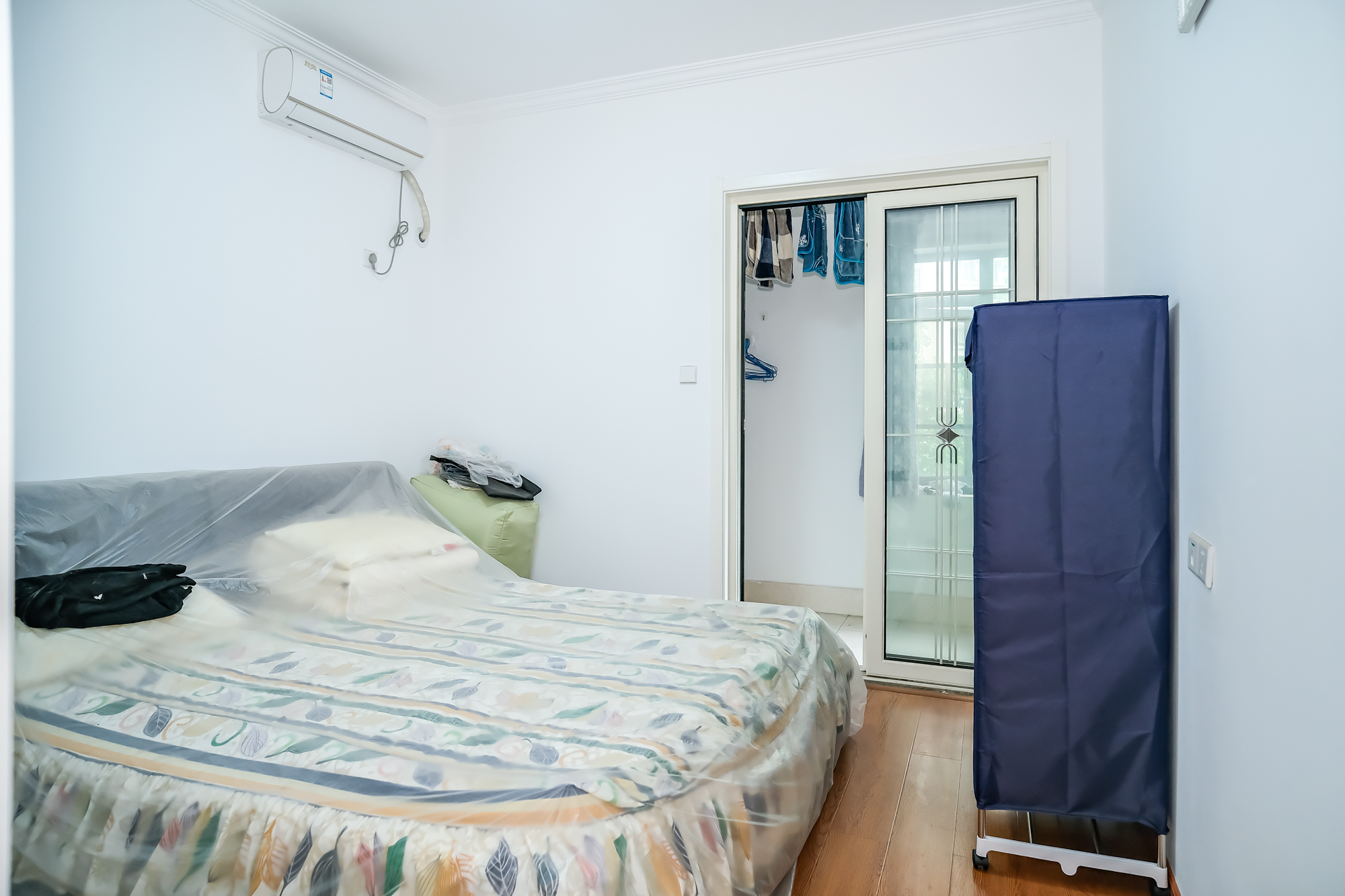 山水湾  3室2厅1卫    96.0万 山水湾  3室2厅1卫    96.0万卧室