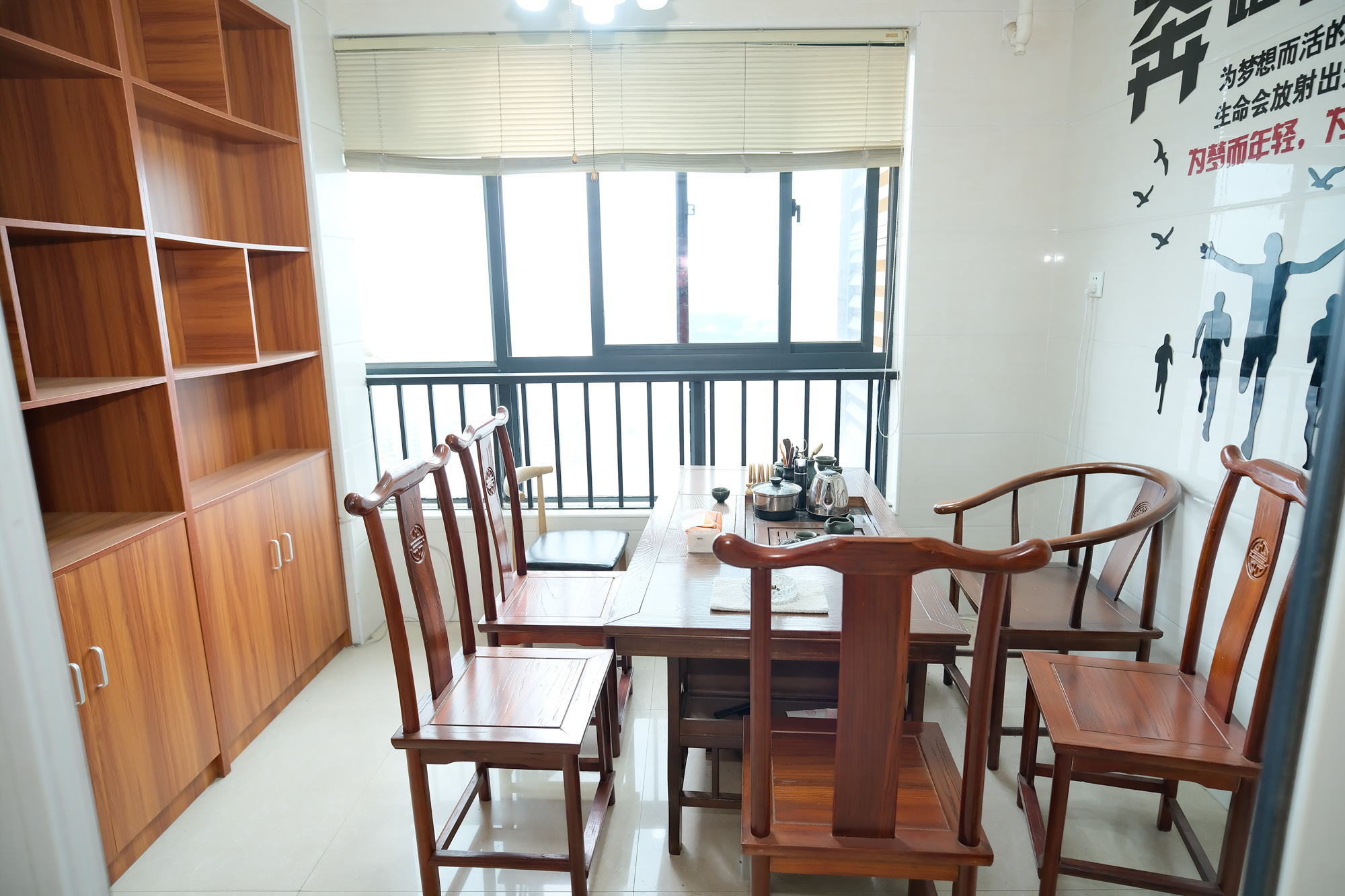 山水湾  3室2厅1卫    27.0万 山水湾  3室2厅1卫    27.0万卧室