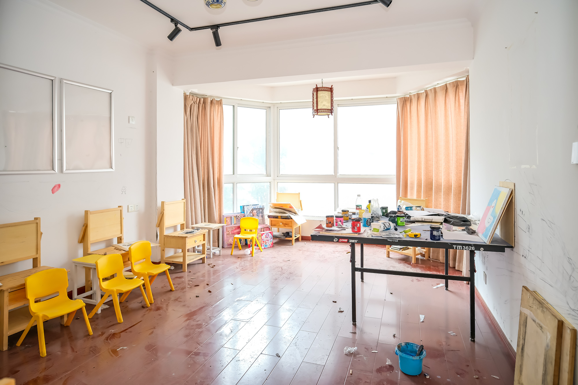 月亮湾草莓街区一、二期  3室2厅1卫    58.0万 月亮湾草莓街区一、二期  3室2厅1卫    58.0万卧室