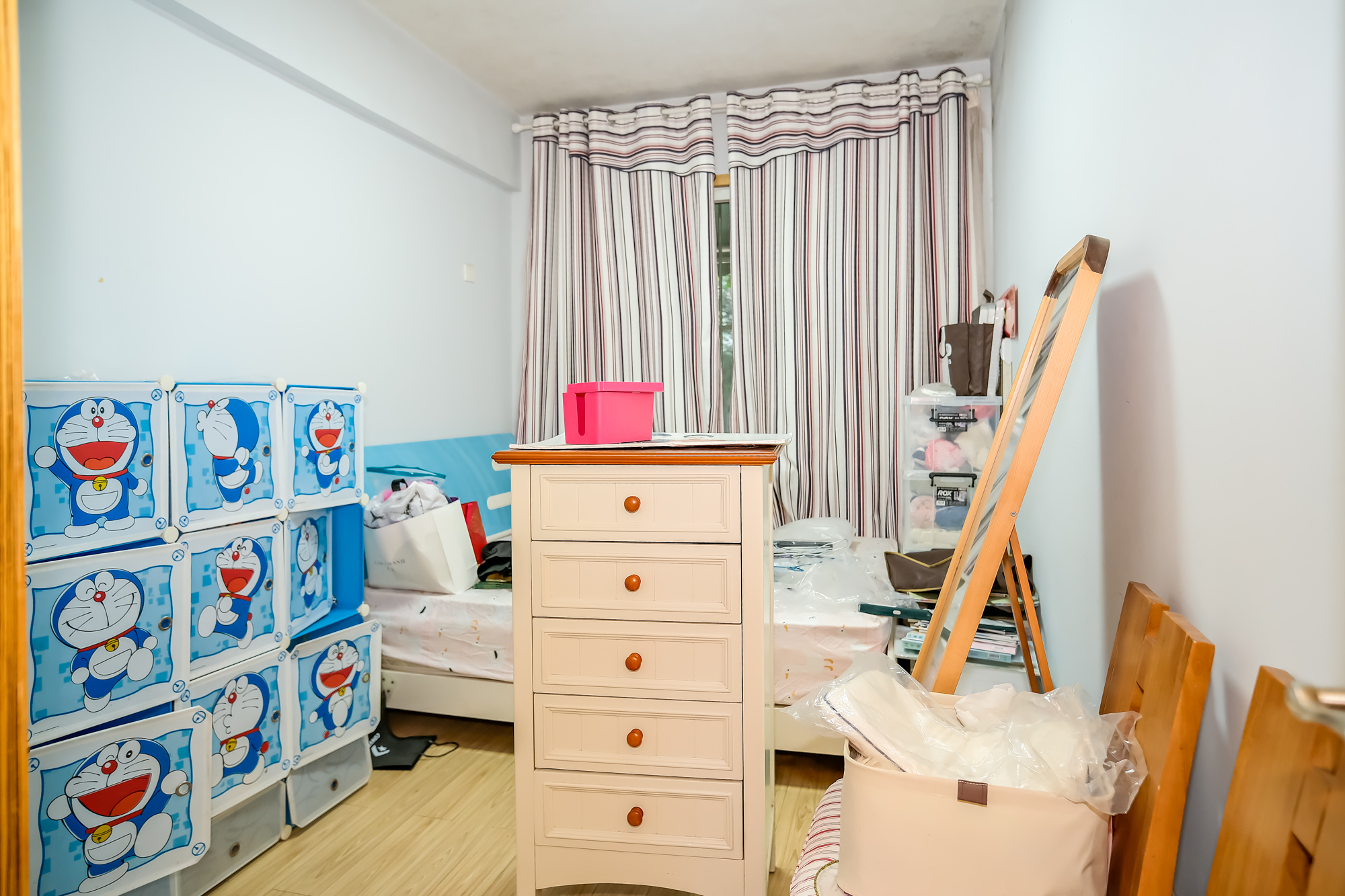 山水湾 3室2厅2卫 100.0万 山水湾 3室2厅2卫 100.0万卧室