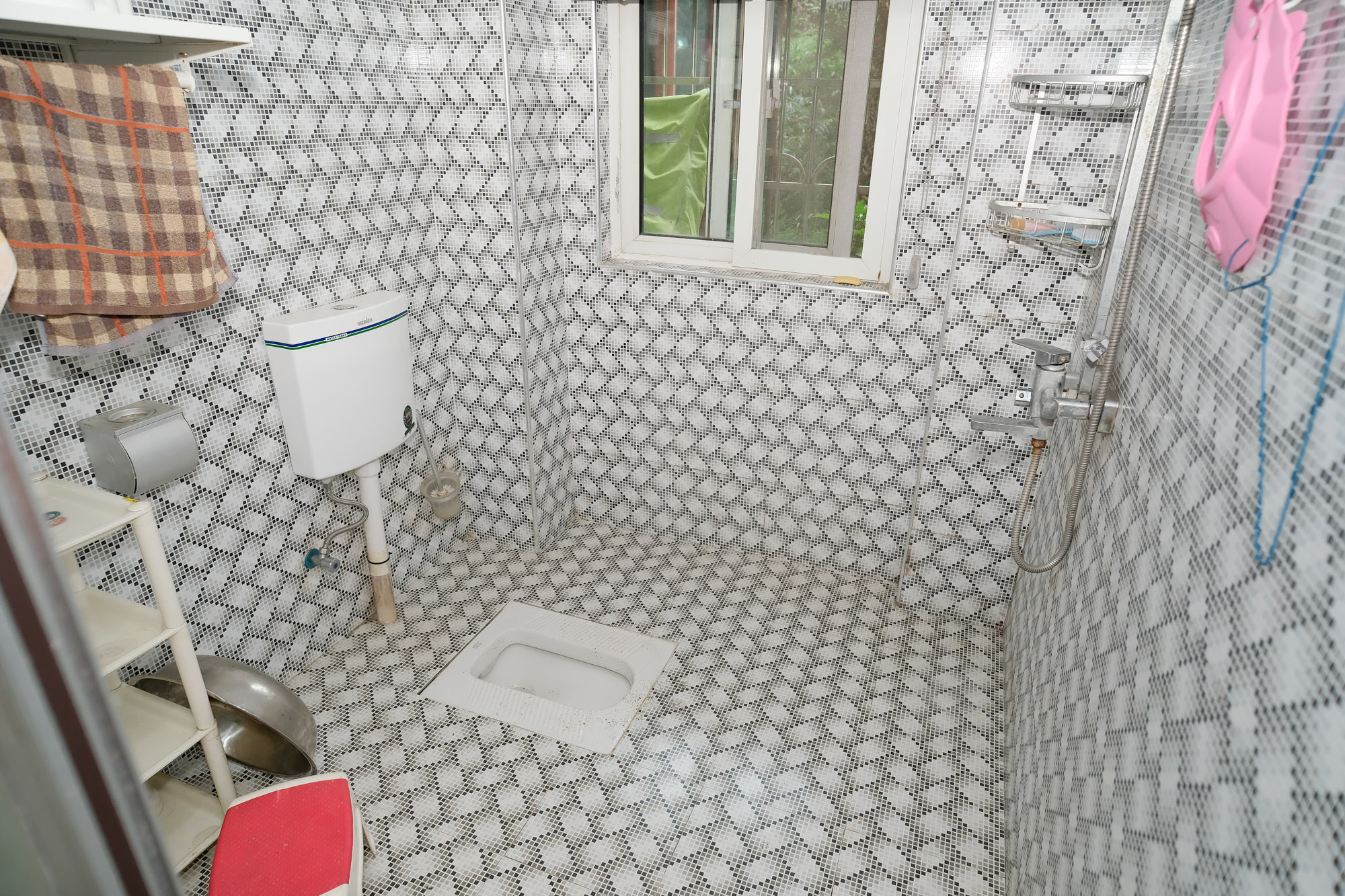 山水湾 3室2厅2卫 100.0万 山水湾 3室2厅2卫 100.0万卫生间