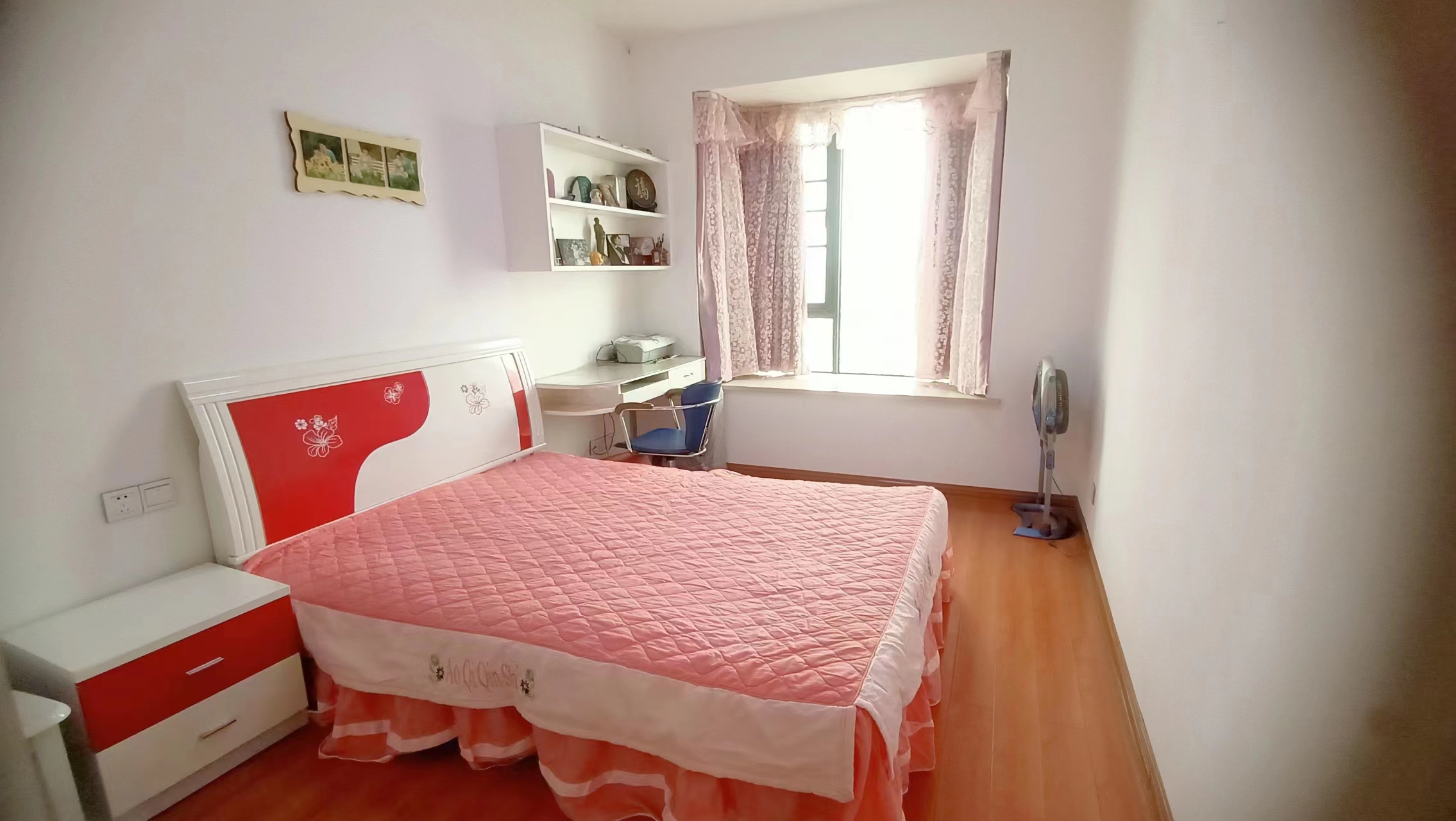 九九华帝  2室2厅1卫   52.00万 九九华帝  2室2厅1卫   52.00万室内图