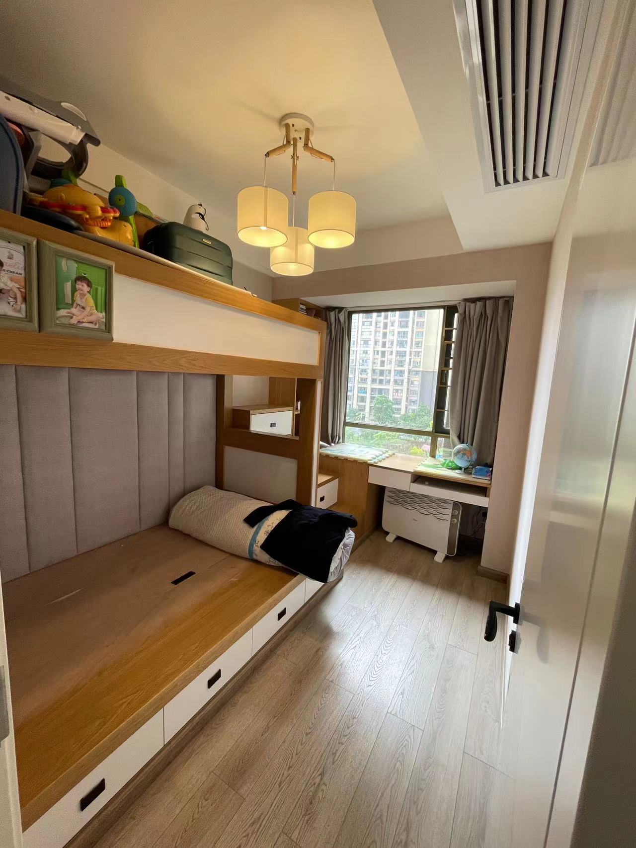 奥园广场 3室2厅2卫 99.0万 奥园广场 3室2厅2卫 99.0万室内图