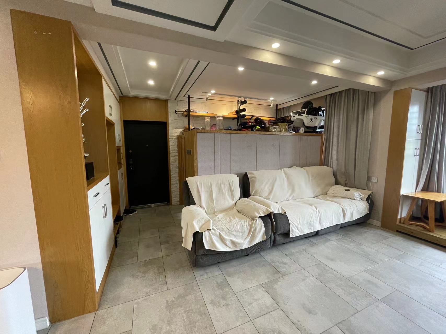 奥园广场 3室2厅2卫 99.0万 奥园广场 3室2厅2卫 99.0万室内图