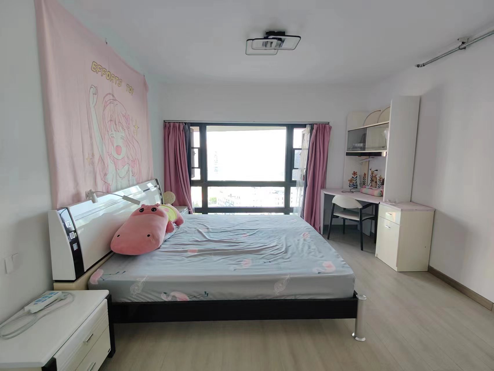 恒大滨河左岸  1室1厅1卫   2200.00元/月室内图