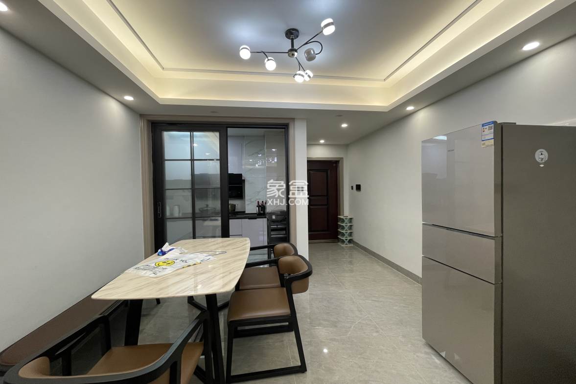 春藤小镇  3室2厅1卫    83.8万 春藤小镇  3室2厅1卫    83.8万室内图