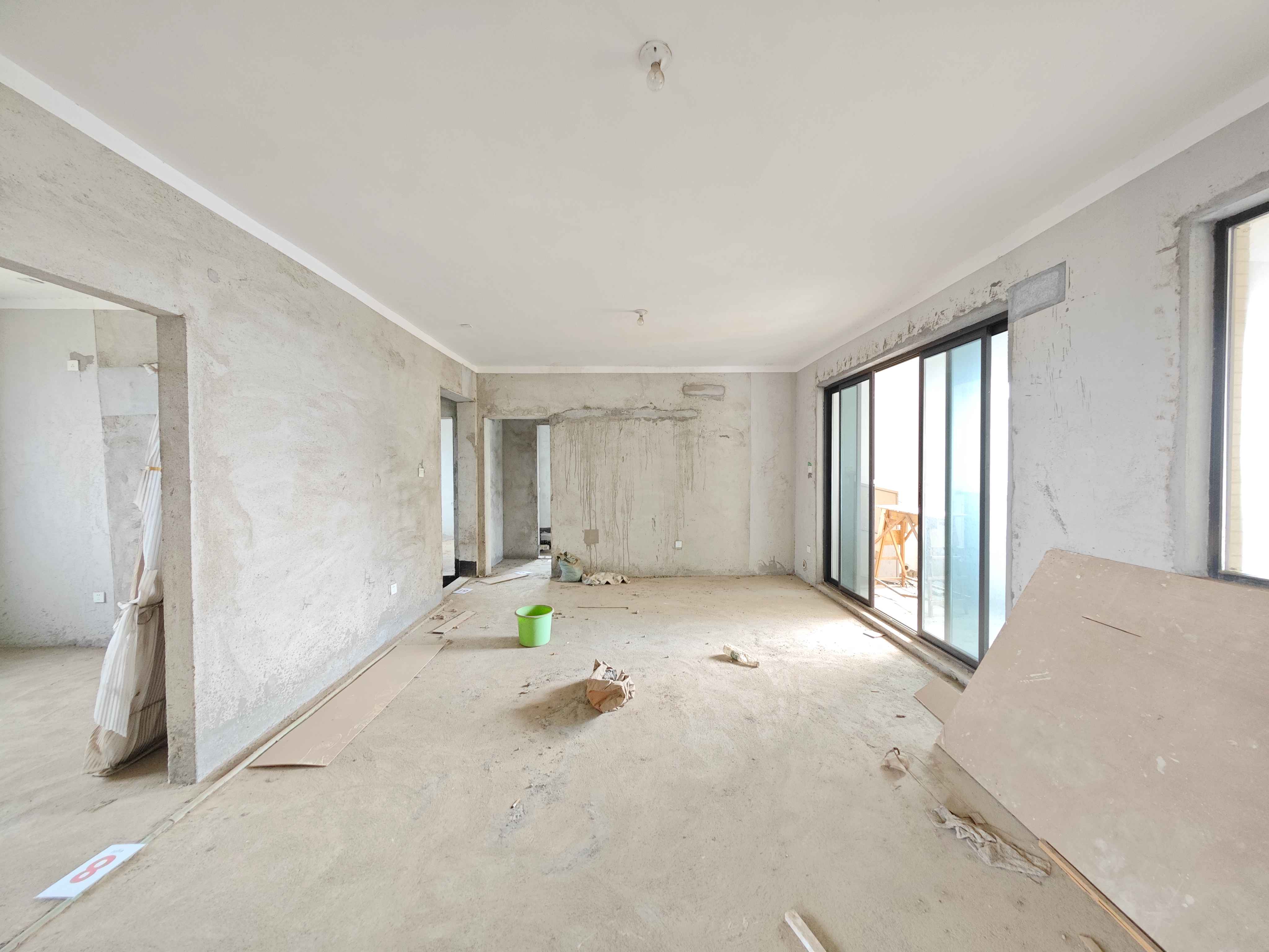 长房半岛蓝湾(观山月) 3室2厅2卫 60.0万 长房半岛蓝湾(观山月) 3室2厅2卫 60.0万客厅