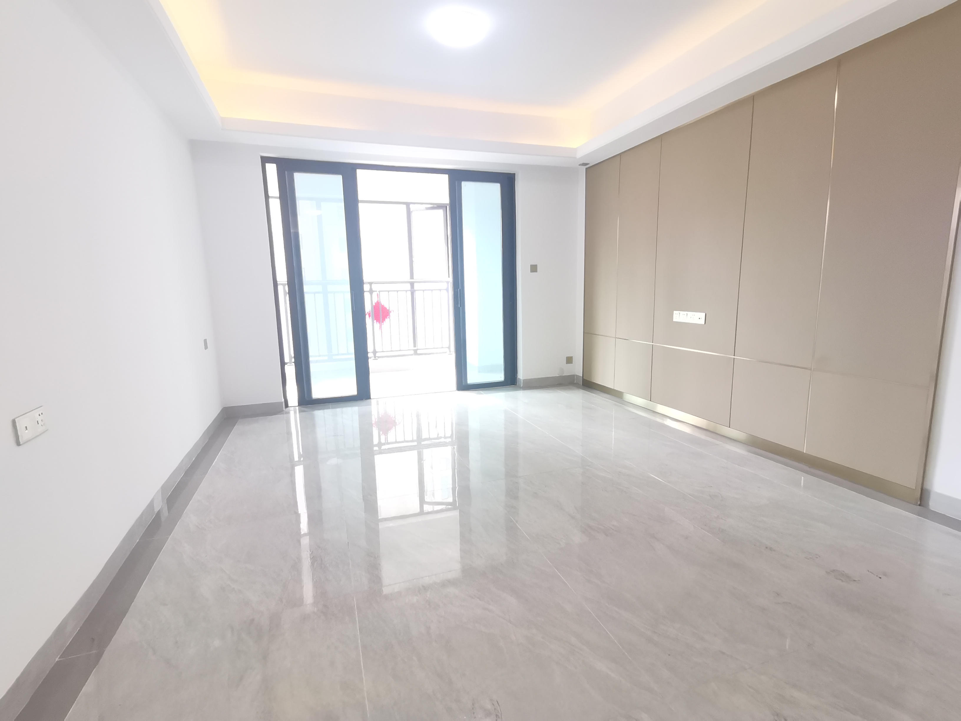 美的雪峰山 3室2厅2卫 74.6万 美的雪峰山 3室2厅2卫 74.6万室内图