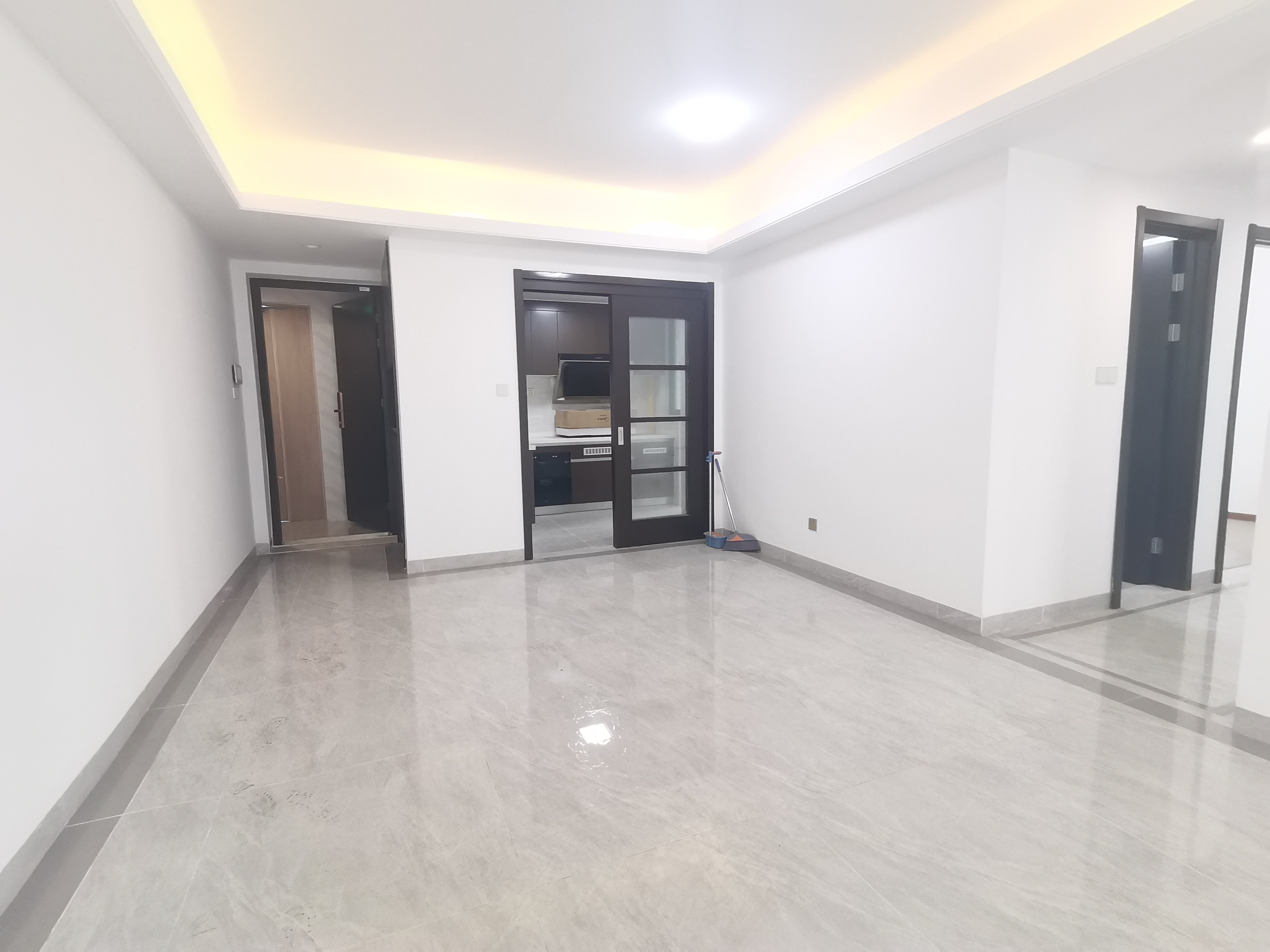 美的雪峰山 3室2厅2卫 74.6万 美的雪峰山 3室2厅2卫 74.6万室内图