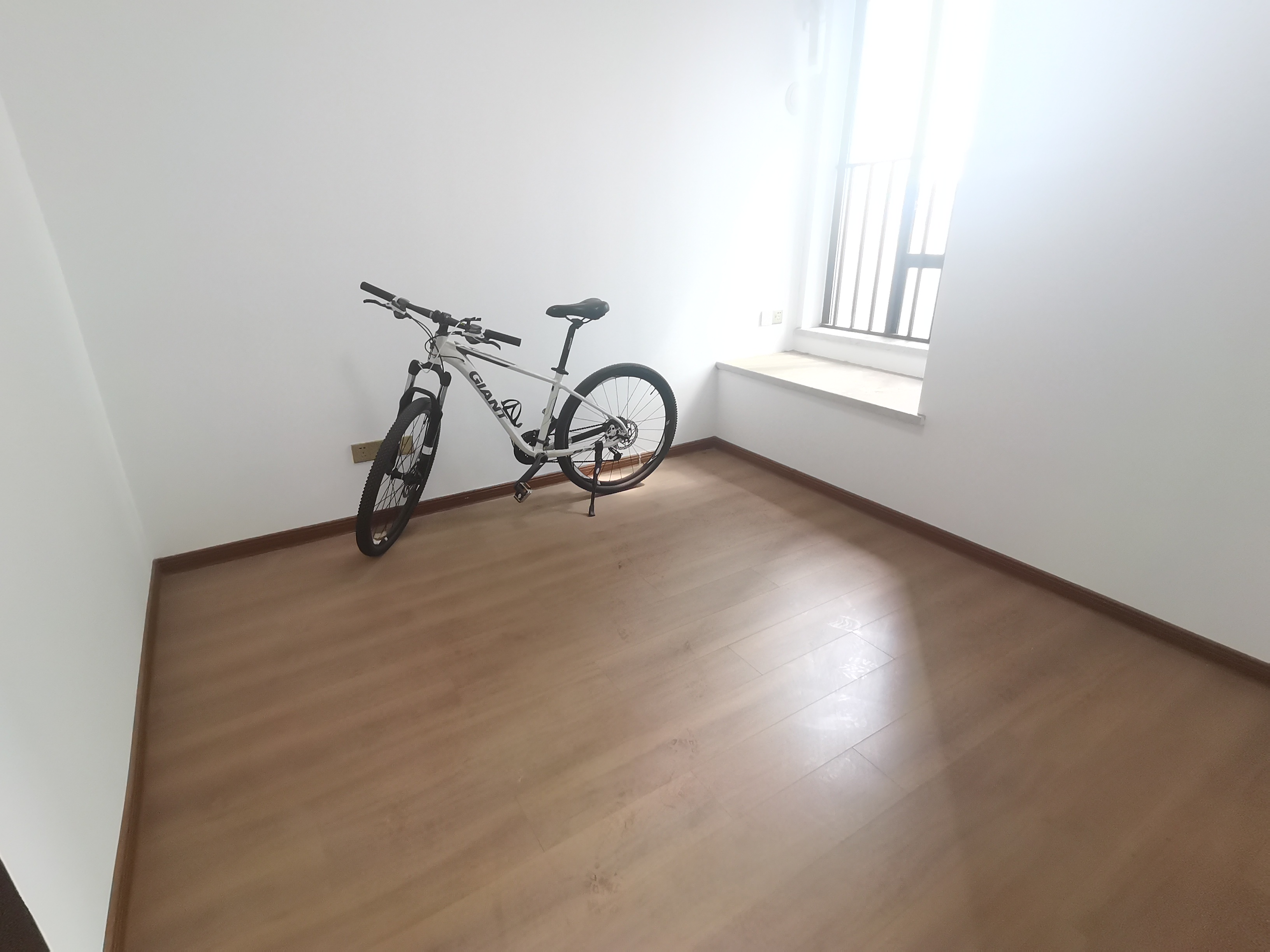 美的雪峰山 3室2厅2卫 74.6万 美的雪峰山 3室2厅2卫 74.6万室内图