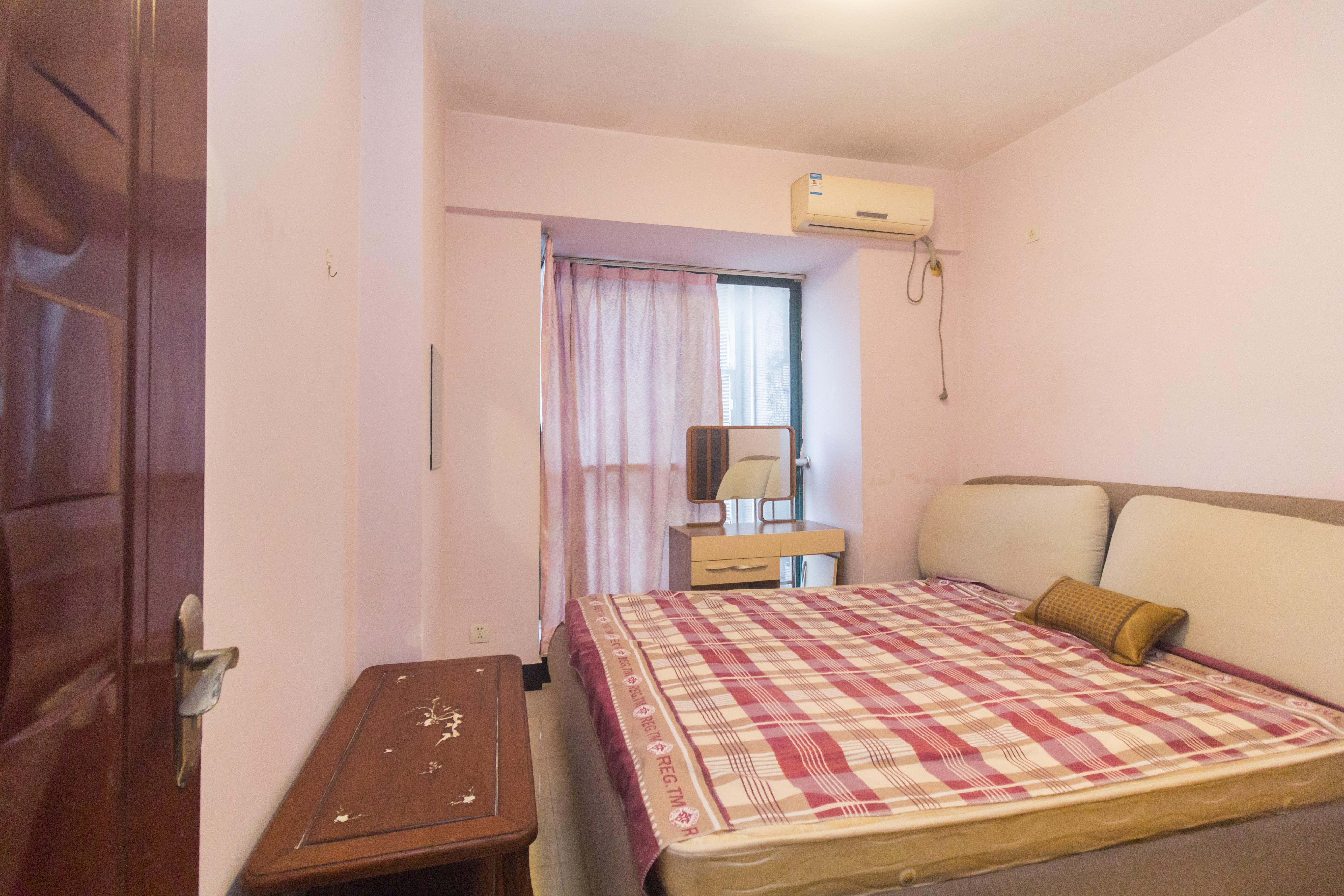 华天LOHO小镇  2室2厅1卫    28.8万卧室