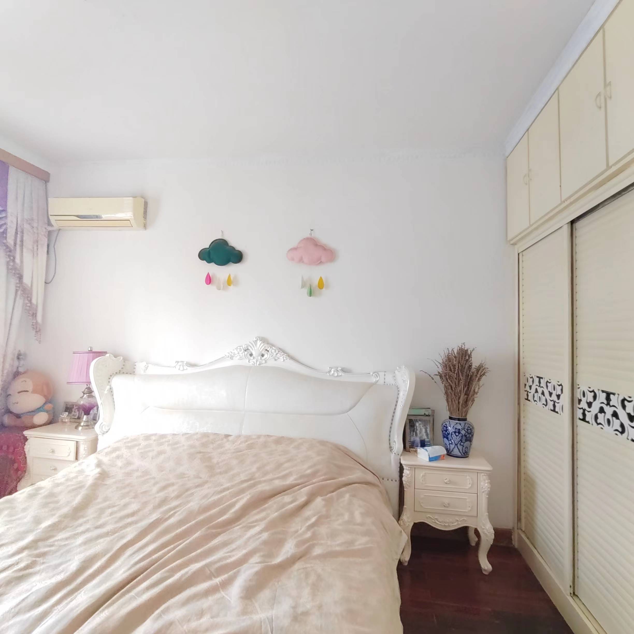 政华小区 4室2厅2卫 68.0万 政华小区 4室2厅2卫 68.0万室内图