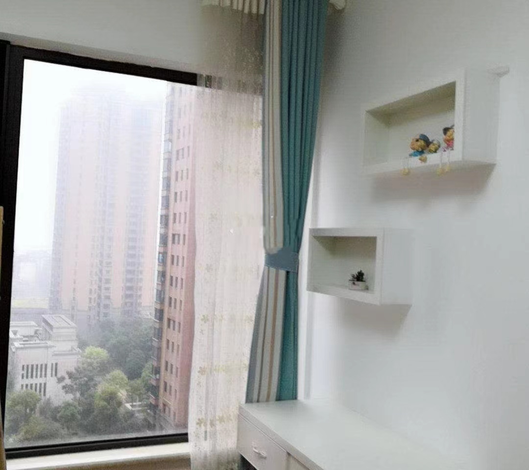 东成樽品首尔  2室2厅1卫   2000.00元/月室内图