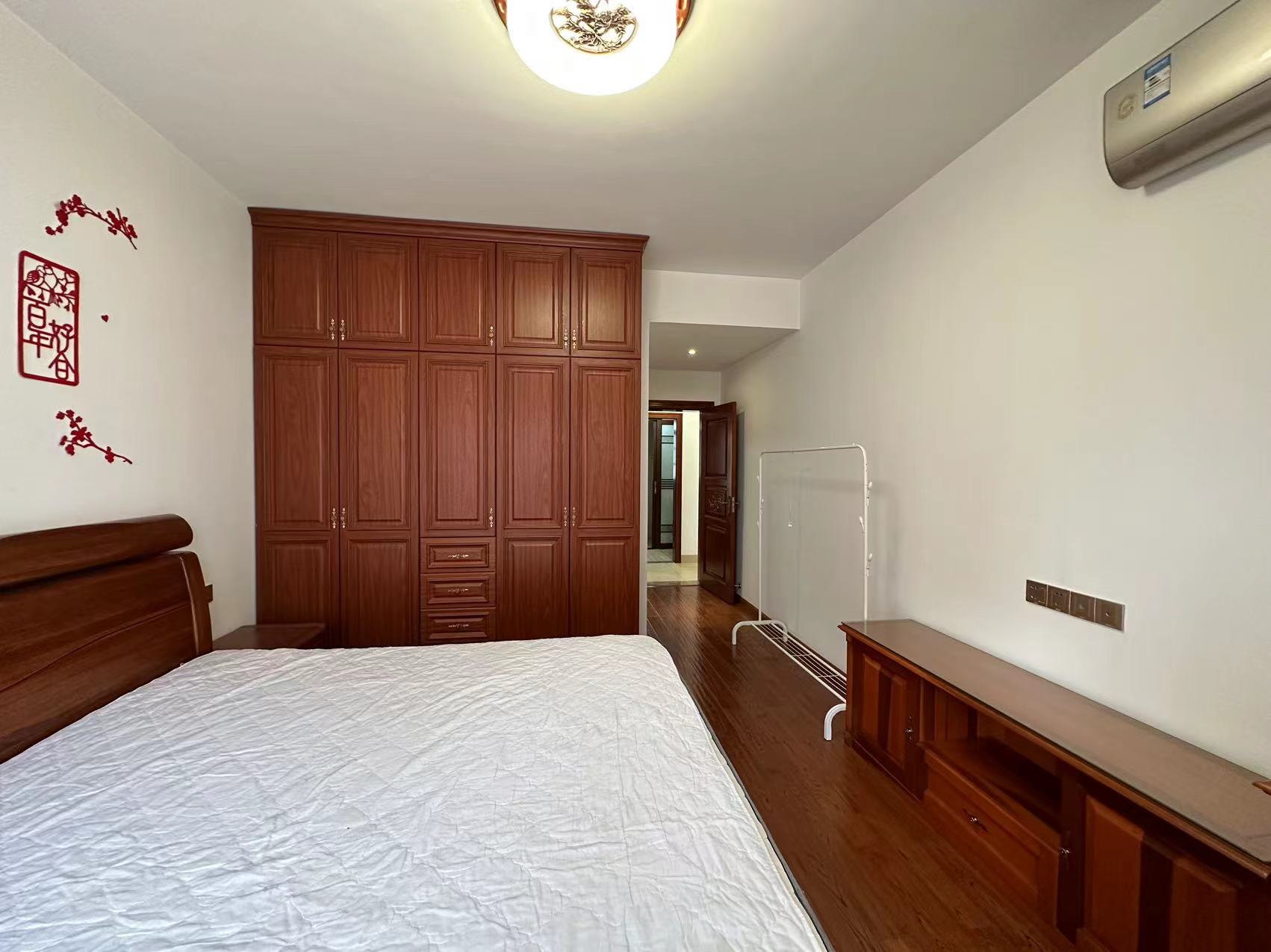 山水文园 3室2厅2卫 89.8万 山水文园 3室2厅2卫 89.8万室内图