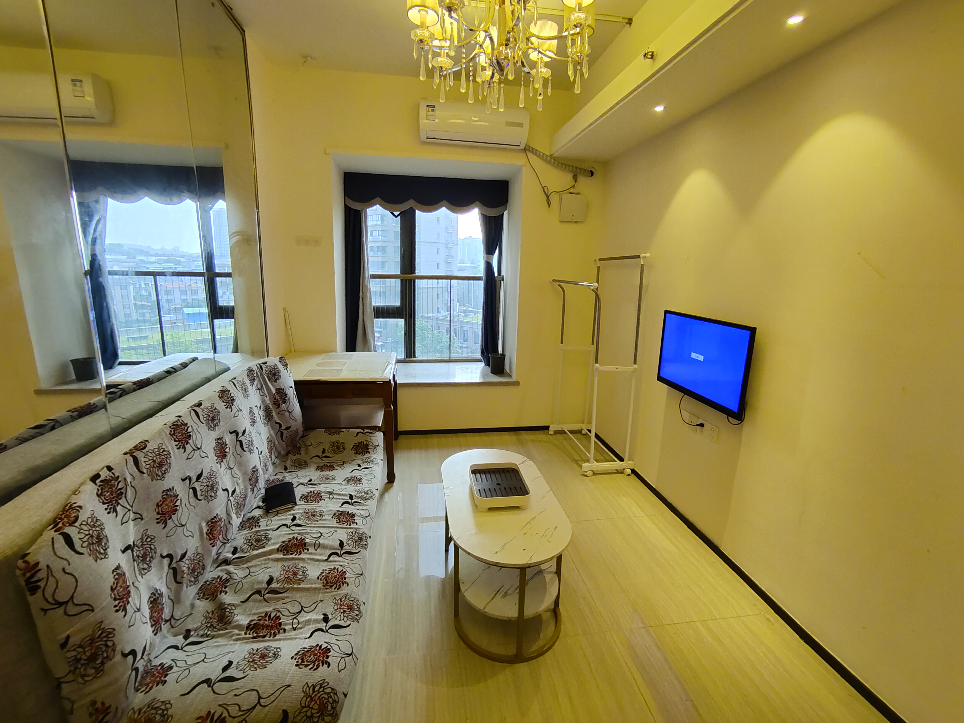 恒大御景湾 1室1厅1卫 29.80万 恒大御景湾 1室1厅1卫 29.80万室内图