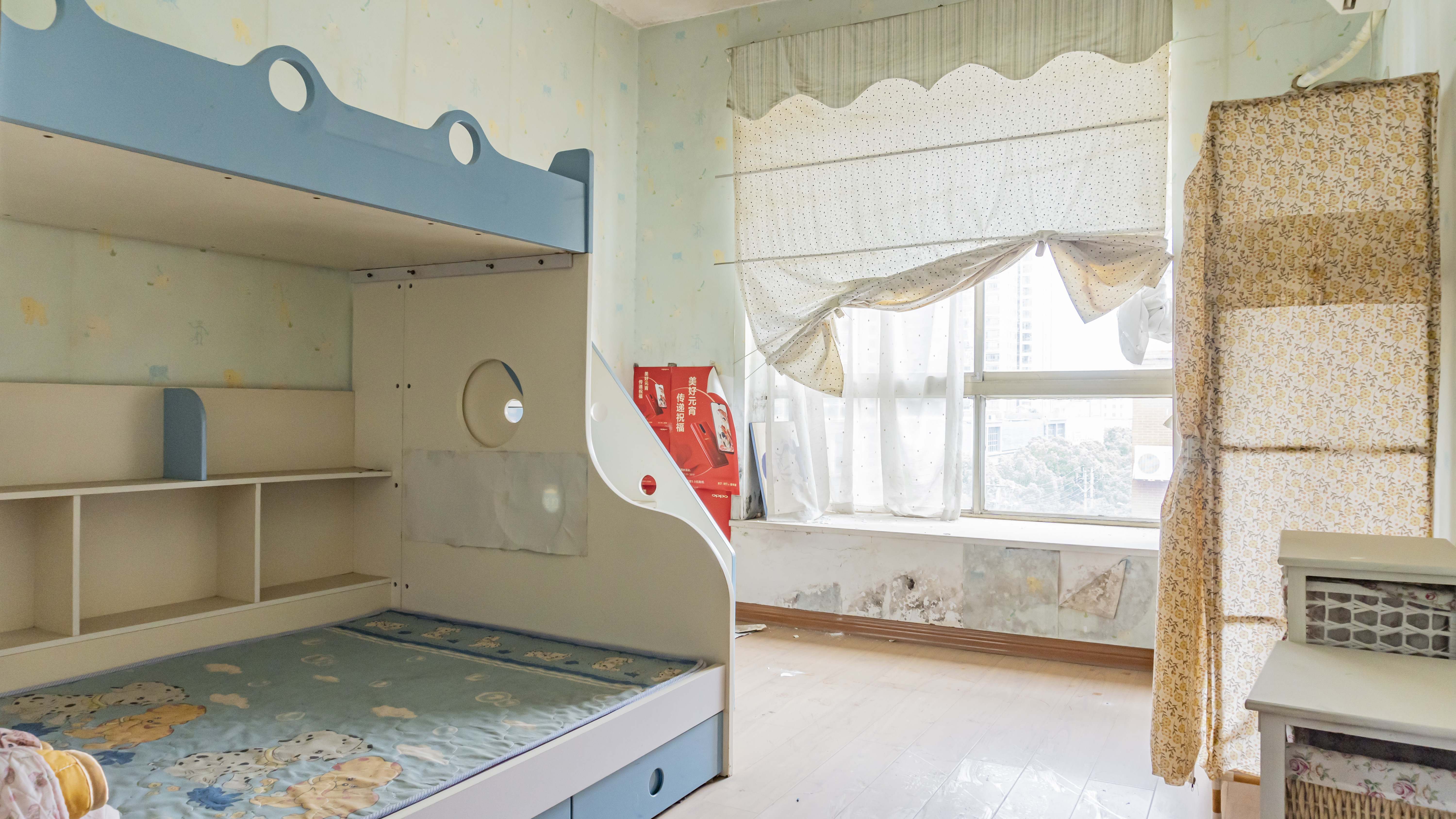 桂苑新村  6室3厅4卫   102.80万室内图