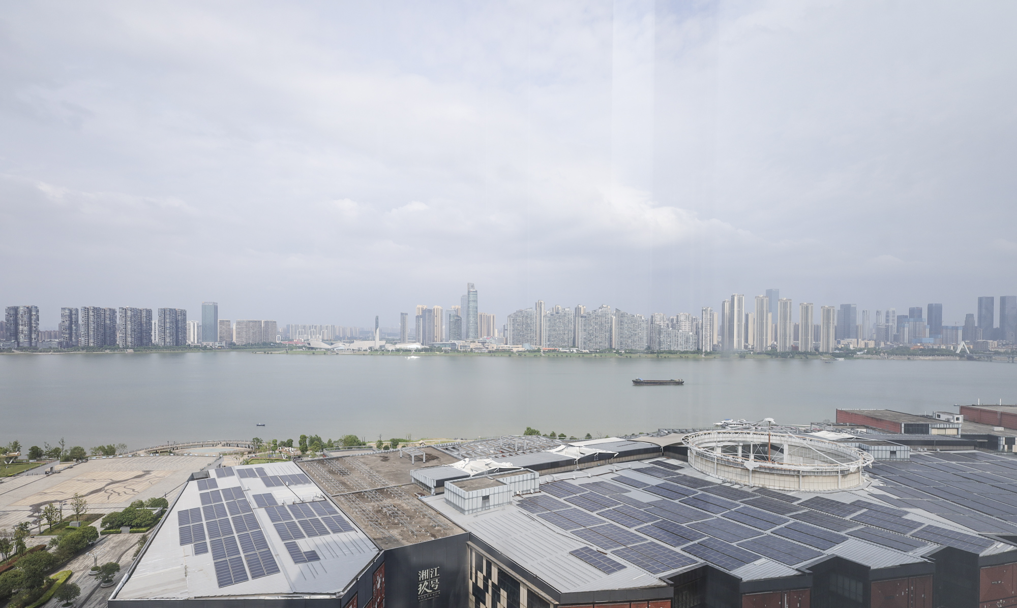 南山雍江汇(滨江国际新城)  3室2厅1卫    178.0万 南山雍江汇(滨江国际新城)  3室2厅1卫    178.0万其他