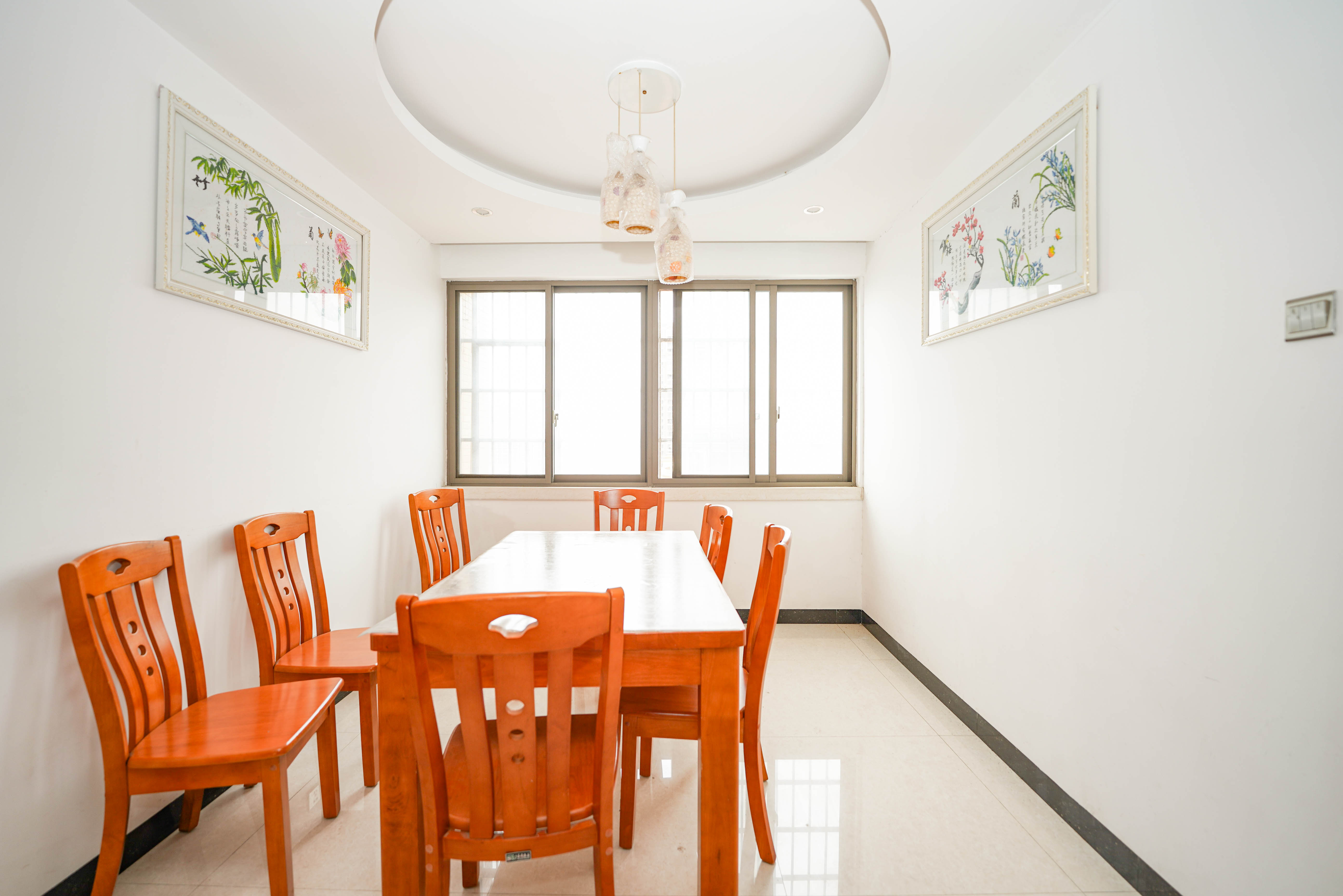 幸福庄园 3室2厅2卫 103.0万 幸福庄园 3室2厅2卫 103.0万客厅