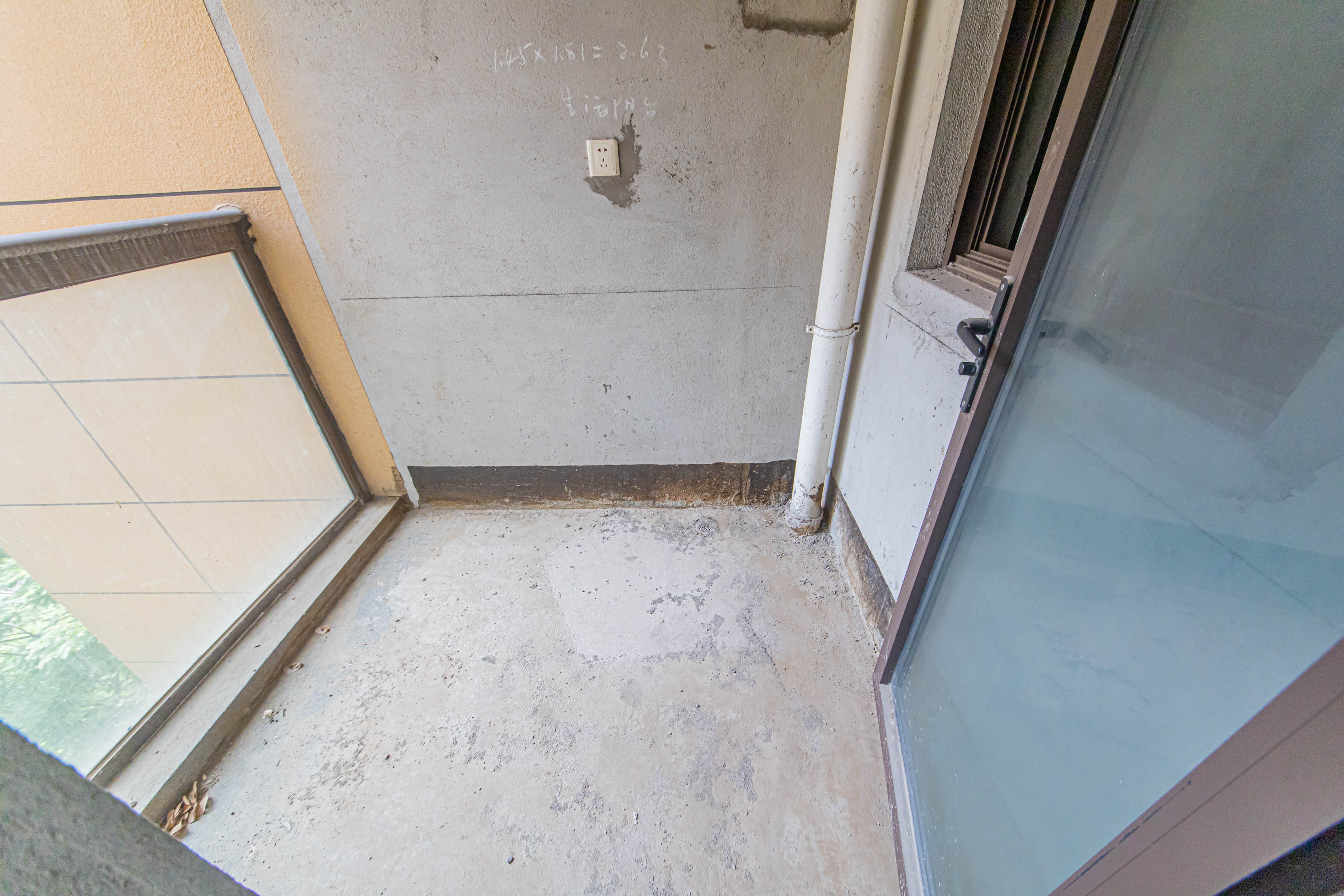 鑫远悦城(鑫远悦时代)  4室2厅2卫    130.0万 鑫远悦城(鑫远悦时代)  4室2厅2卫    130.0万厨房