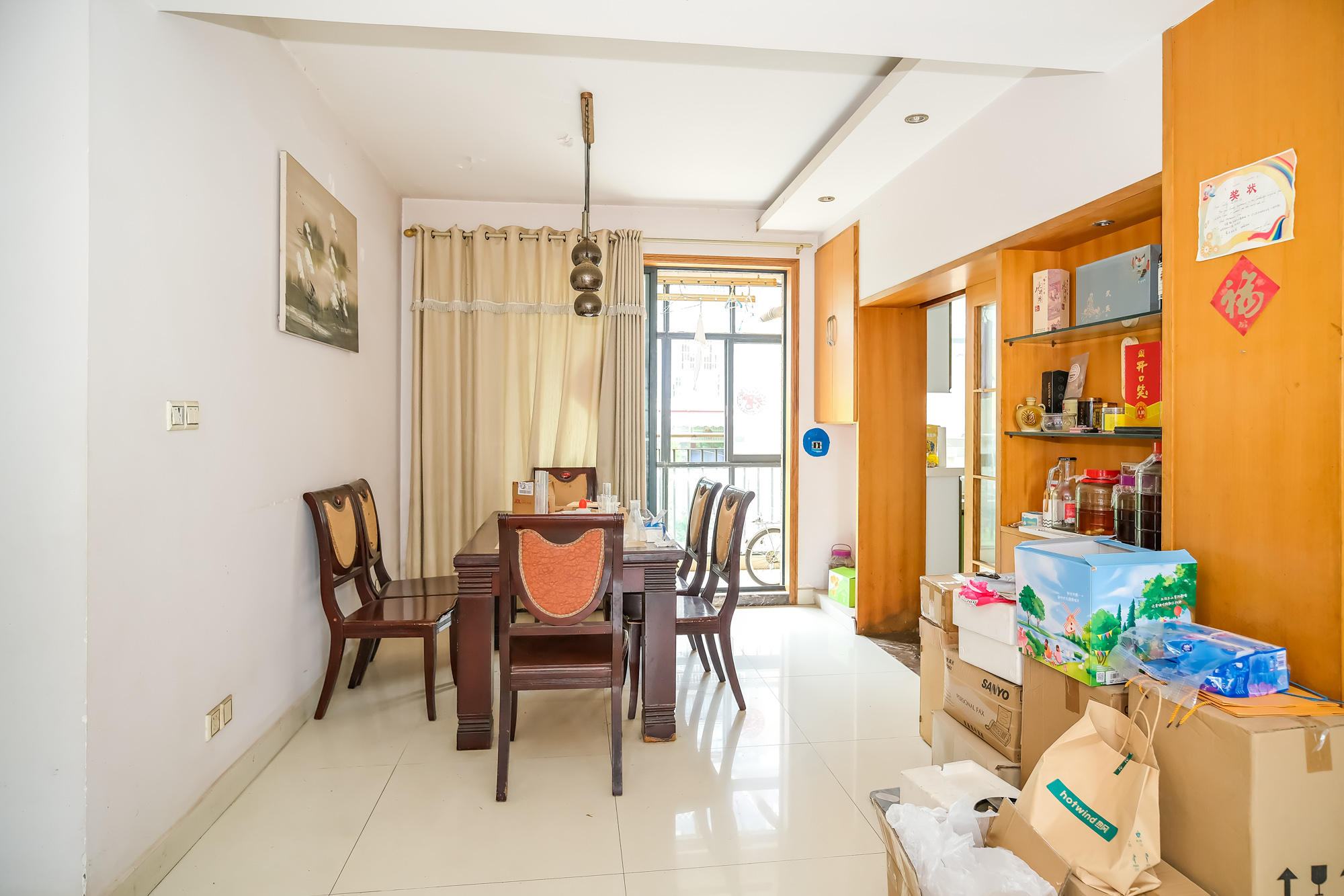 美林水郡 3室2厅2卫 120.0万 美林水郡 3室2厅2卫 120.0万客厅