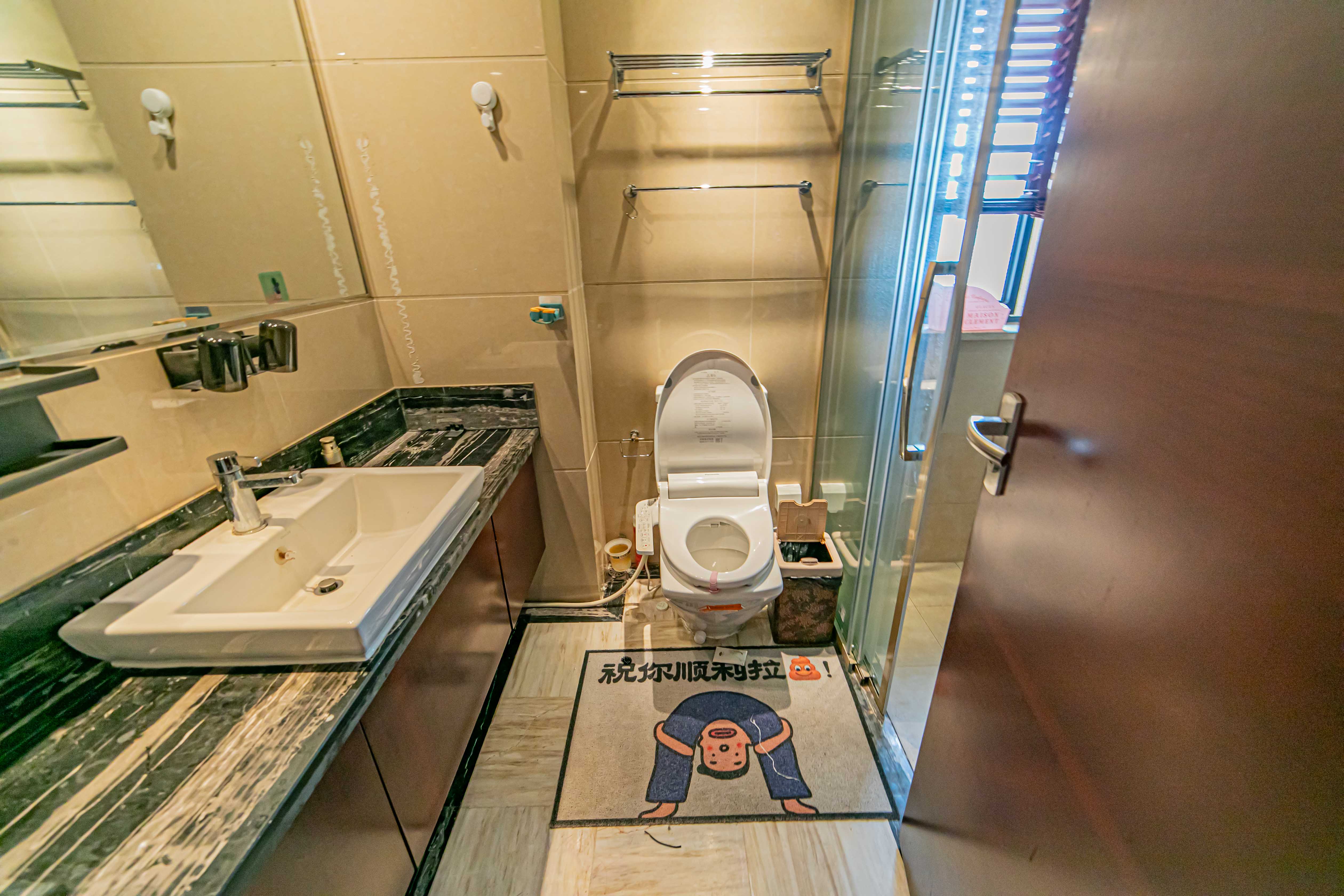 复地崑玉国际一期  3室2厅2卫    320.0万其他