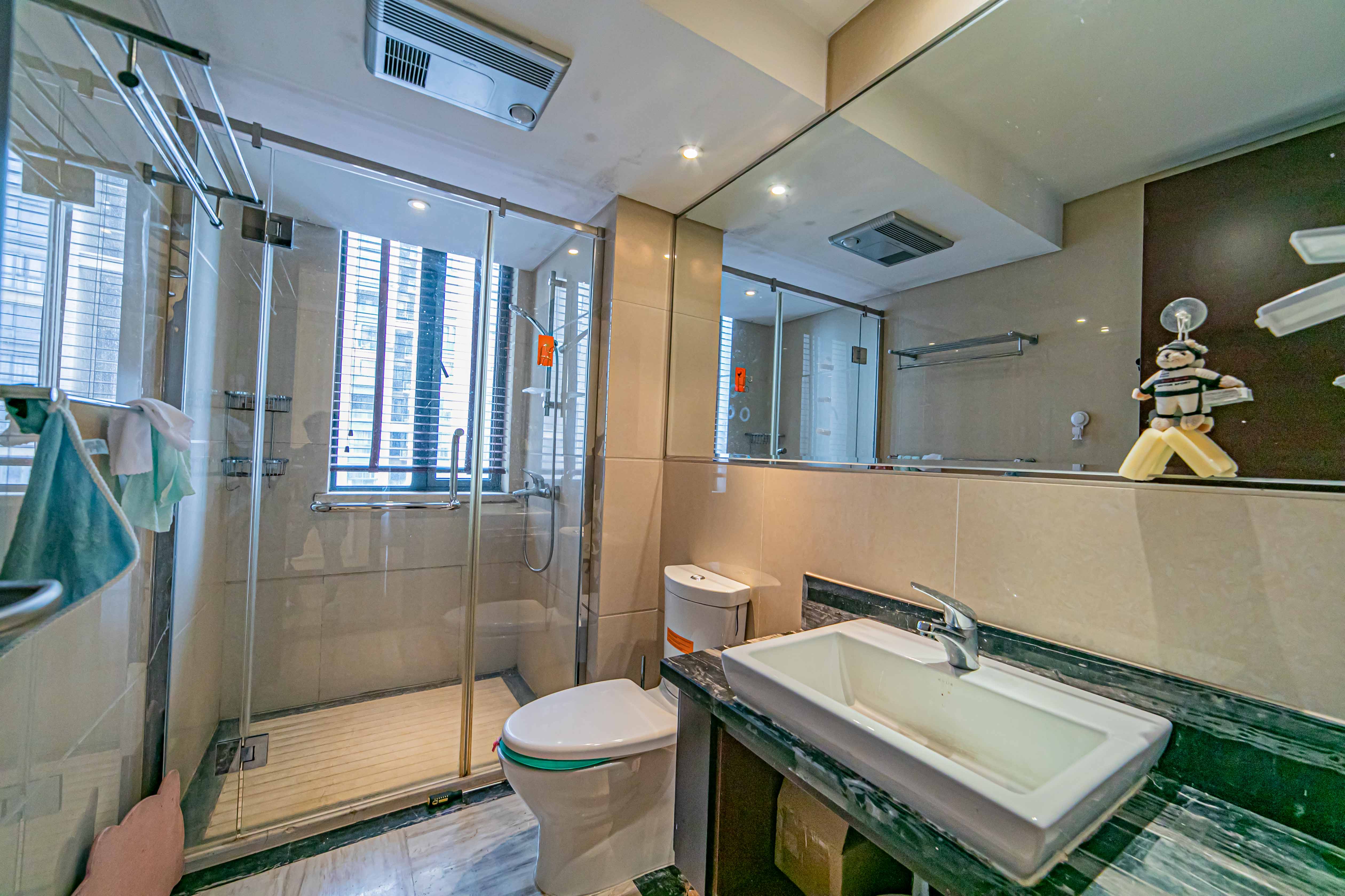 复地崑玉国际一期  3室2厅2卫    320.0万其他