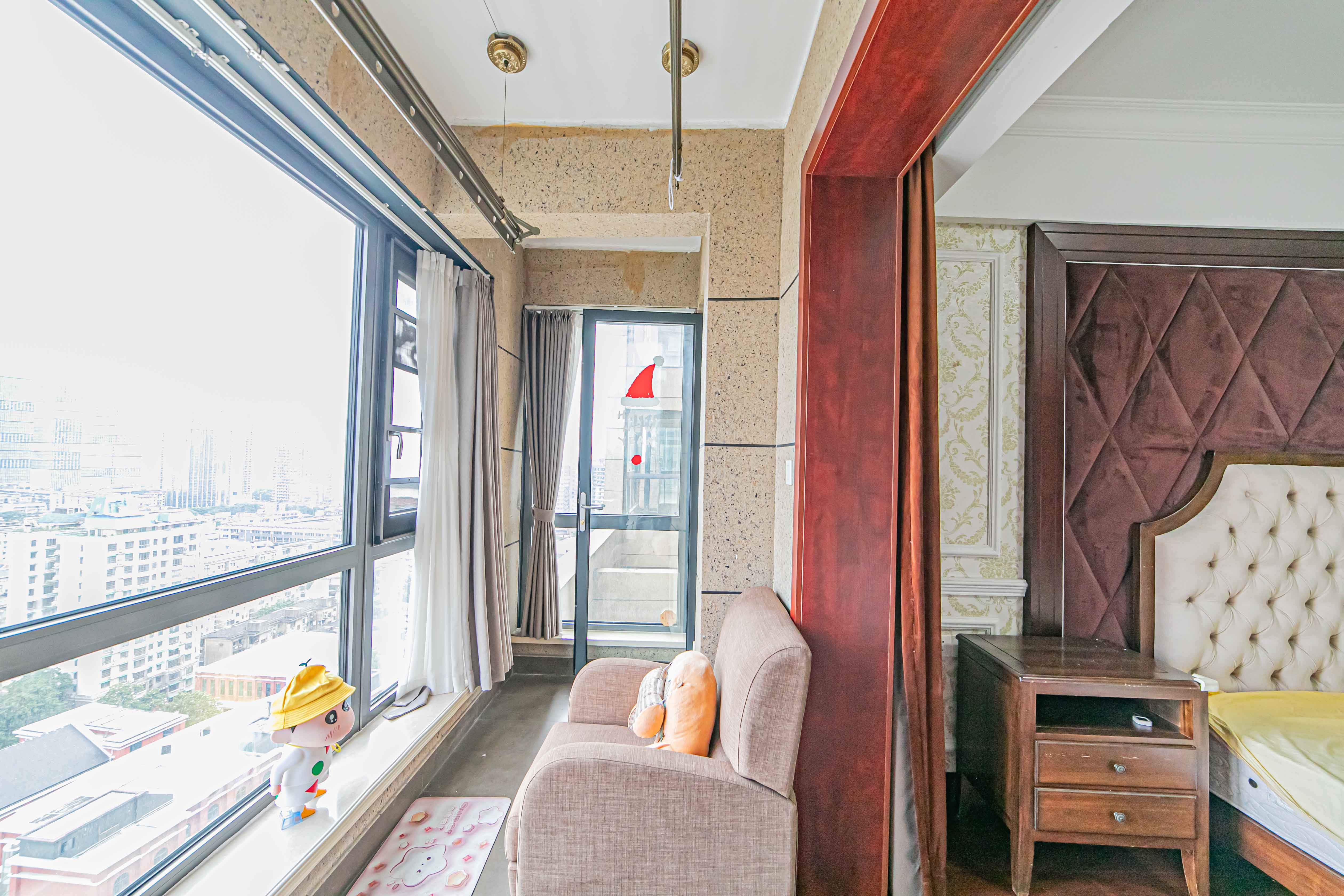 复地崑玉国际一期  3室2厅2卫    320.0万阳台