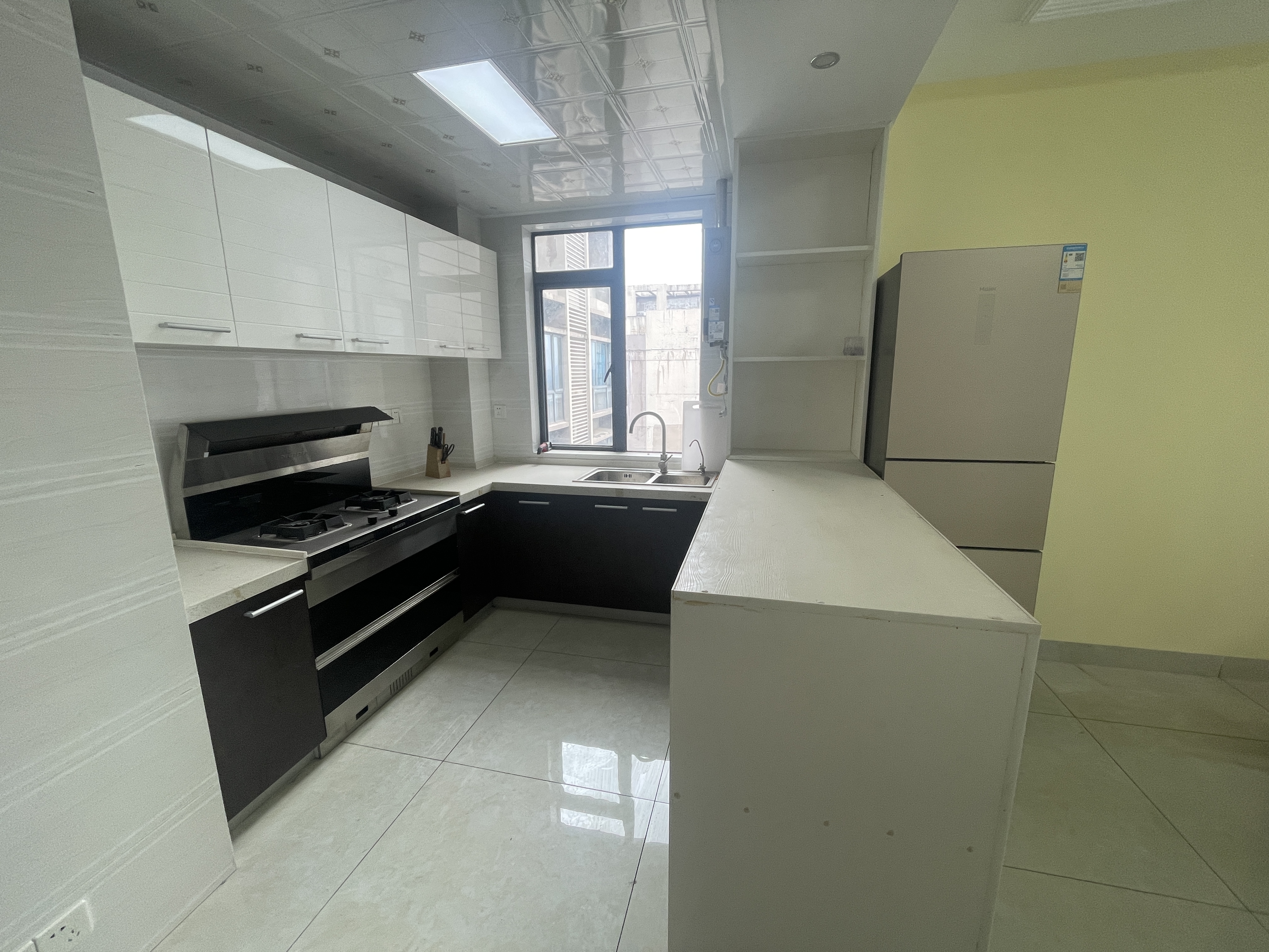 东方时代广场 3室2厅2卫 66.8万 东方时代广场 3室2厅2卫 66.8万室内图