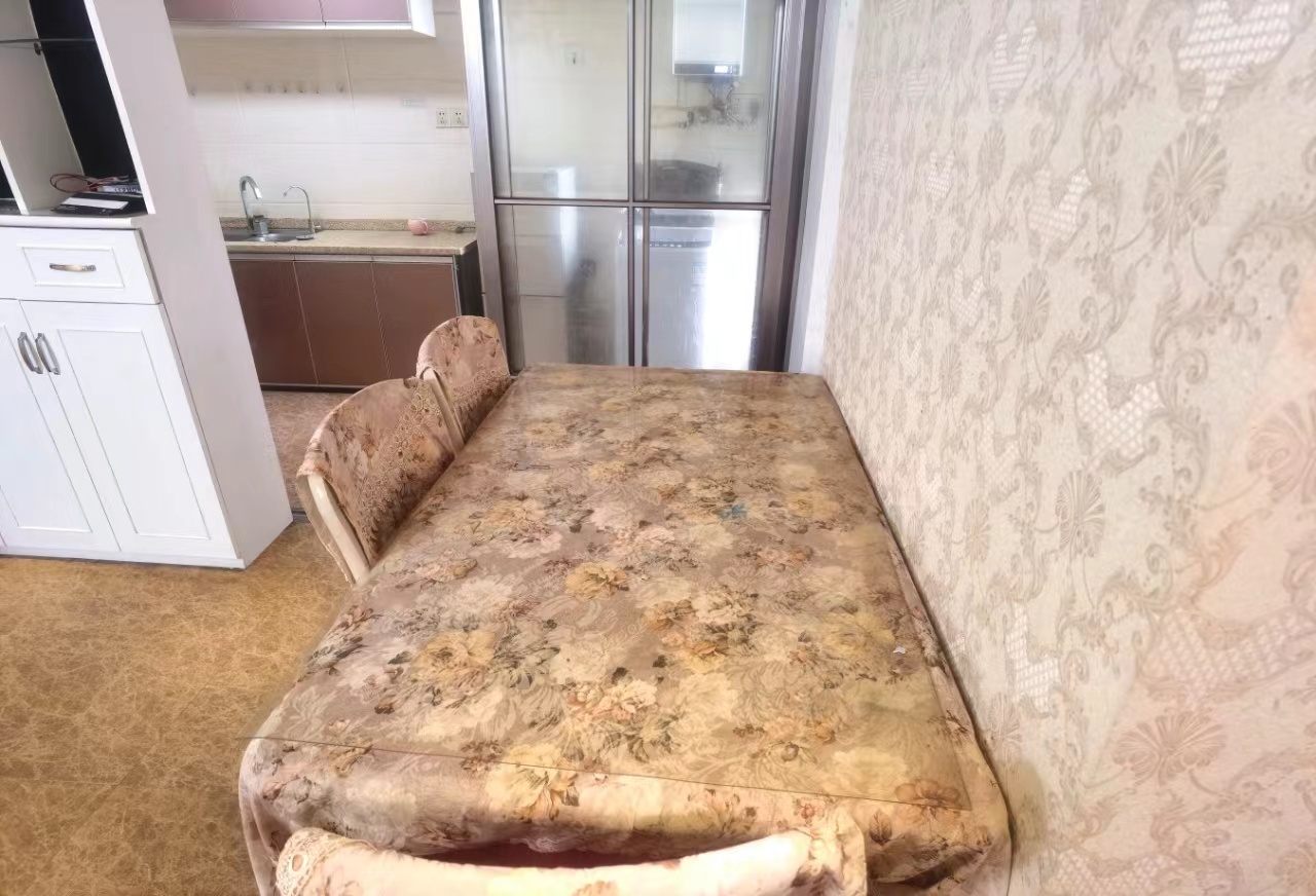 丰园大厦 2室2厅1卫 42.8万 丰园大厦 2室2厅1卫 42.8万室内图