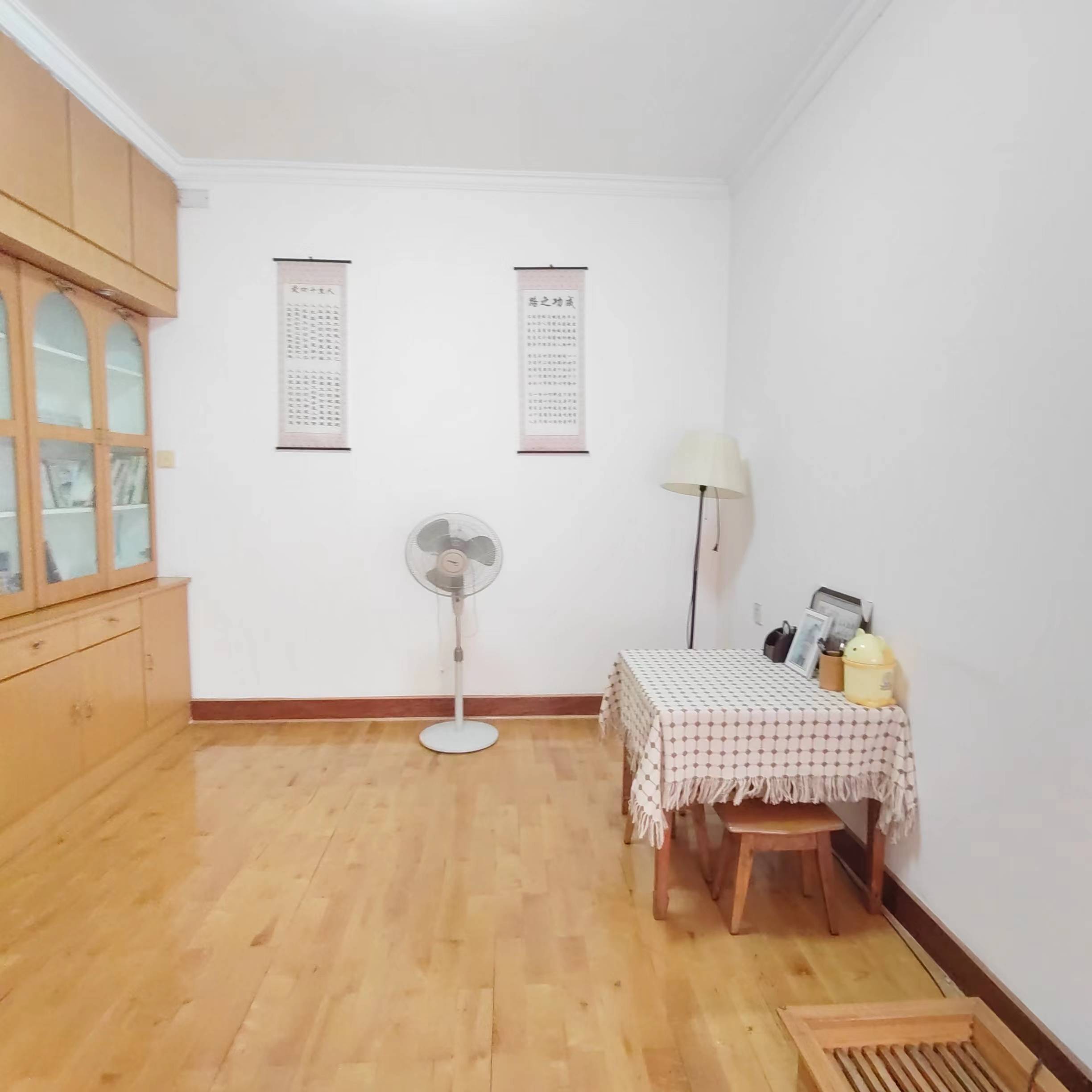 政华小区 4室2厅2卫 47.8万 政华小区 4室2厅2卫 47.8万室内图