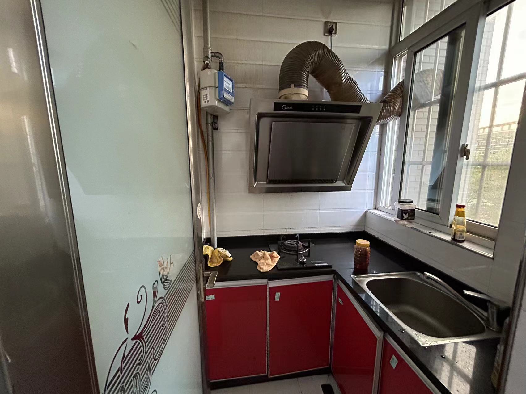 蓝筹公寓1栋 1室1厅1卫 15.80万 蓝筹公寓1栋 1室1厅1卫 15.80万室内图