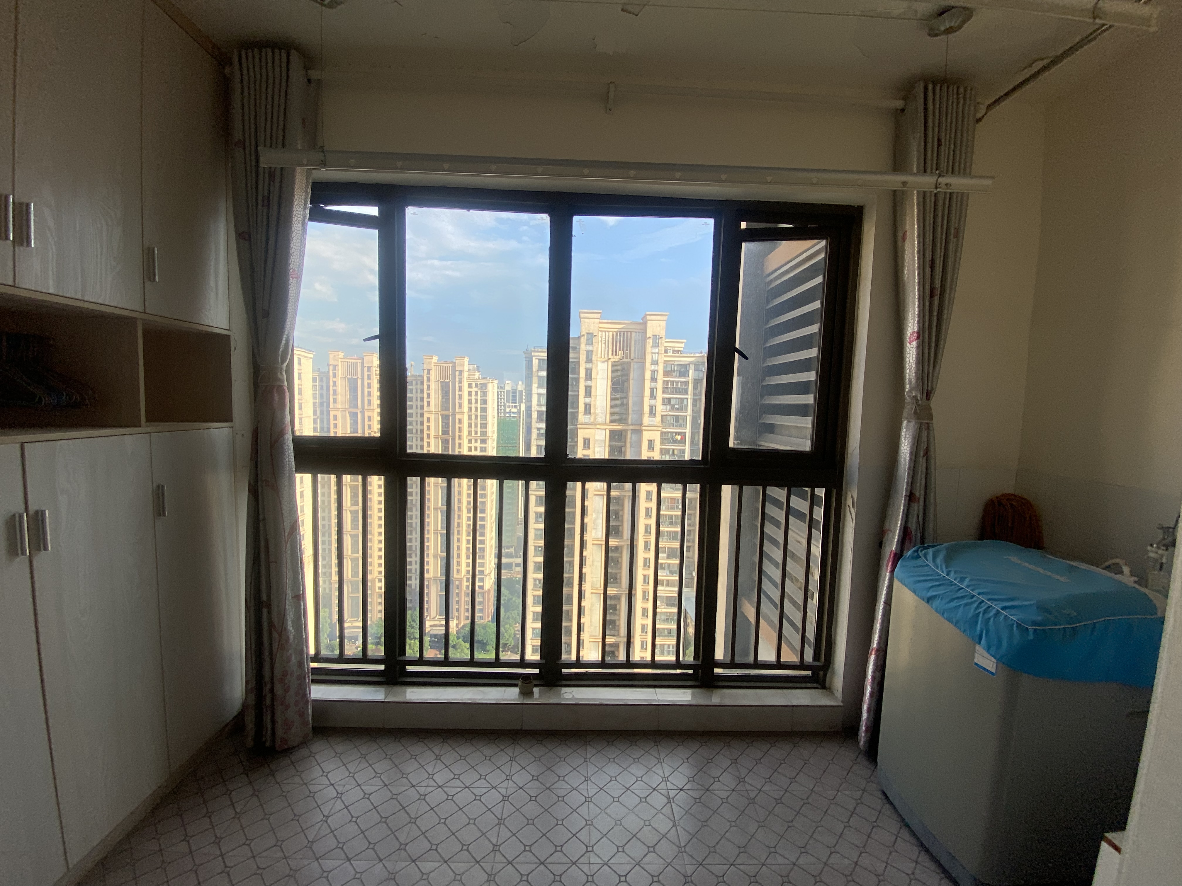 佳兆业金域天下二期 3室2厅2卫 54.00万 佳兆业金域天下二期 3室2厅2卫 54.00万室内图