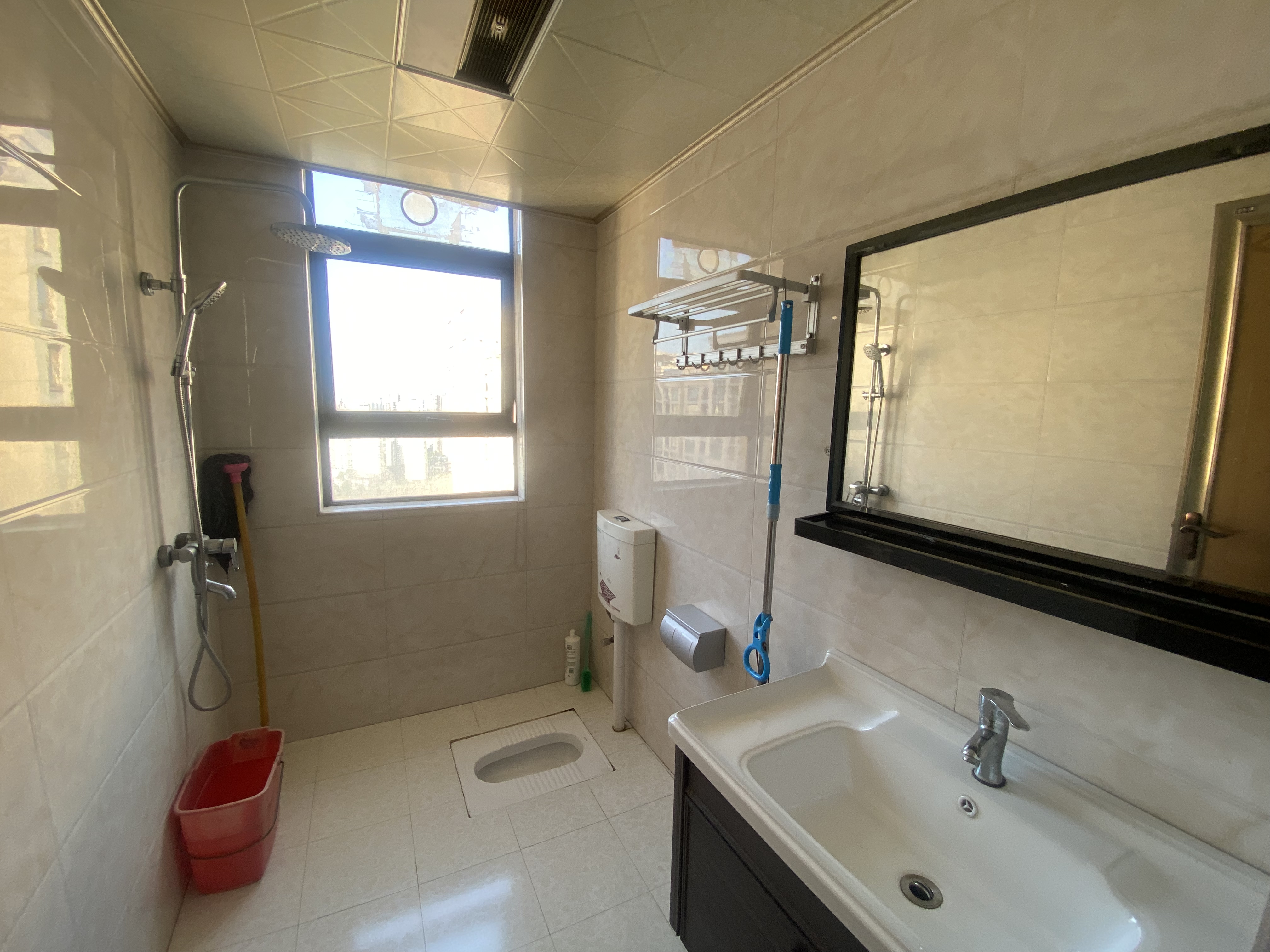 佳兆业金域天下二期 3室2厅2卫 54.00万 佳兆业金域天下二期 3室2厅2卫 54.00万室内图