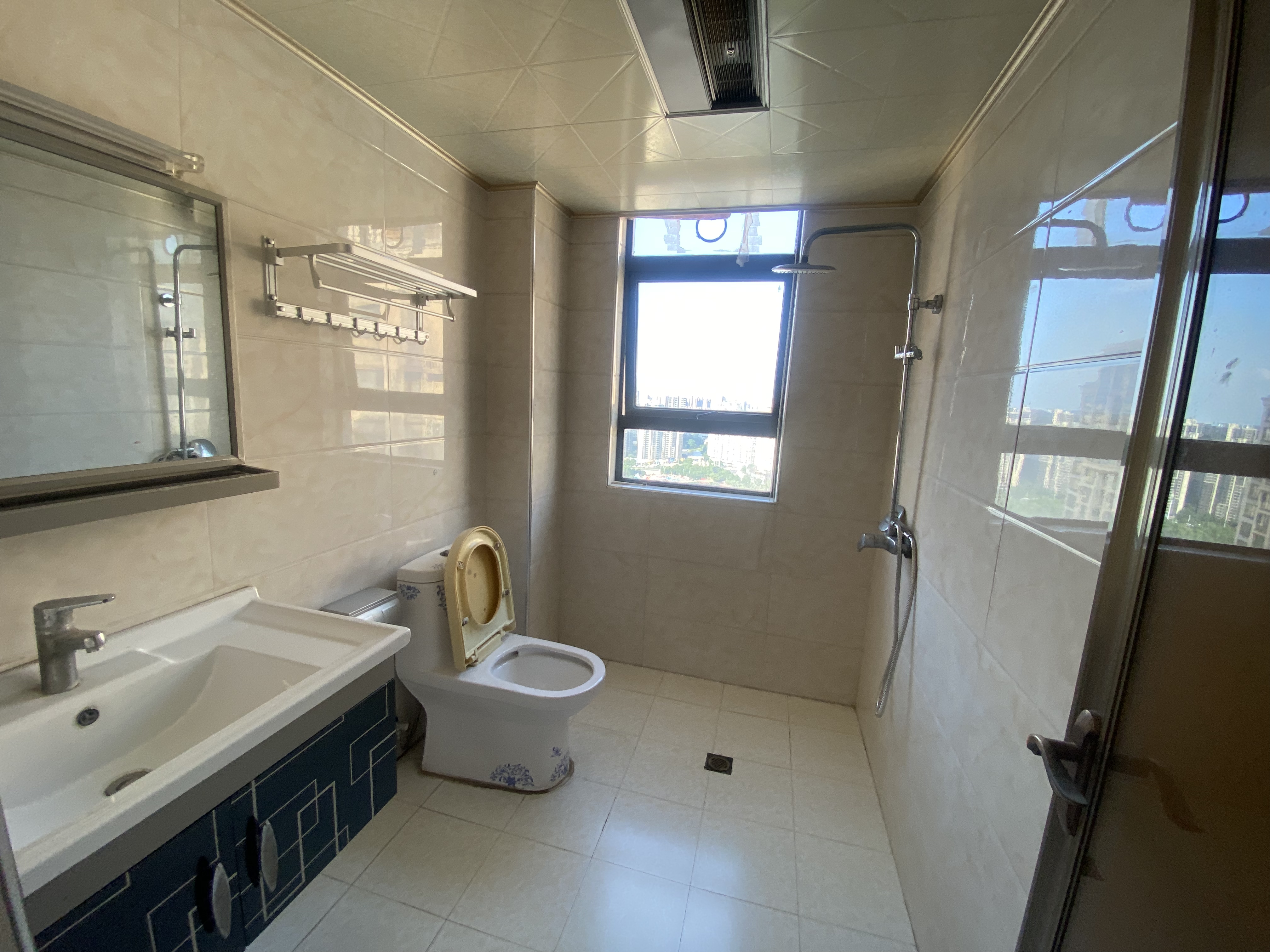 佳兆业金域天下二期 3室2厅2卫 54.00万 佳兆业金域天下二期 3室2厅2卫 54.00万室内图