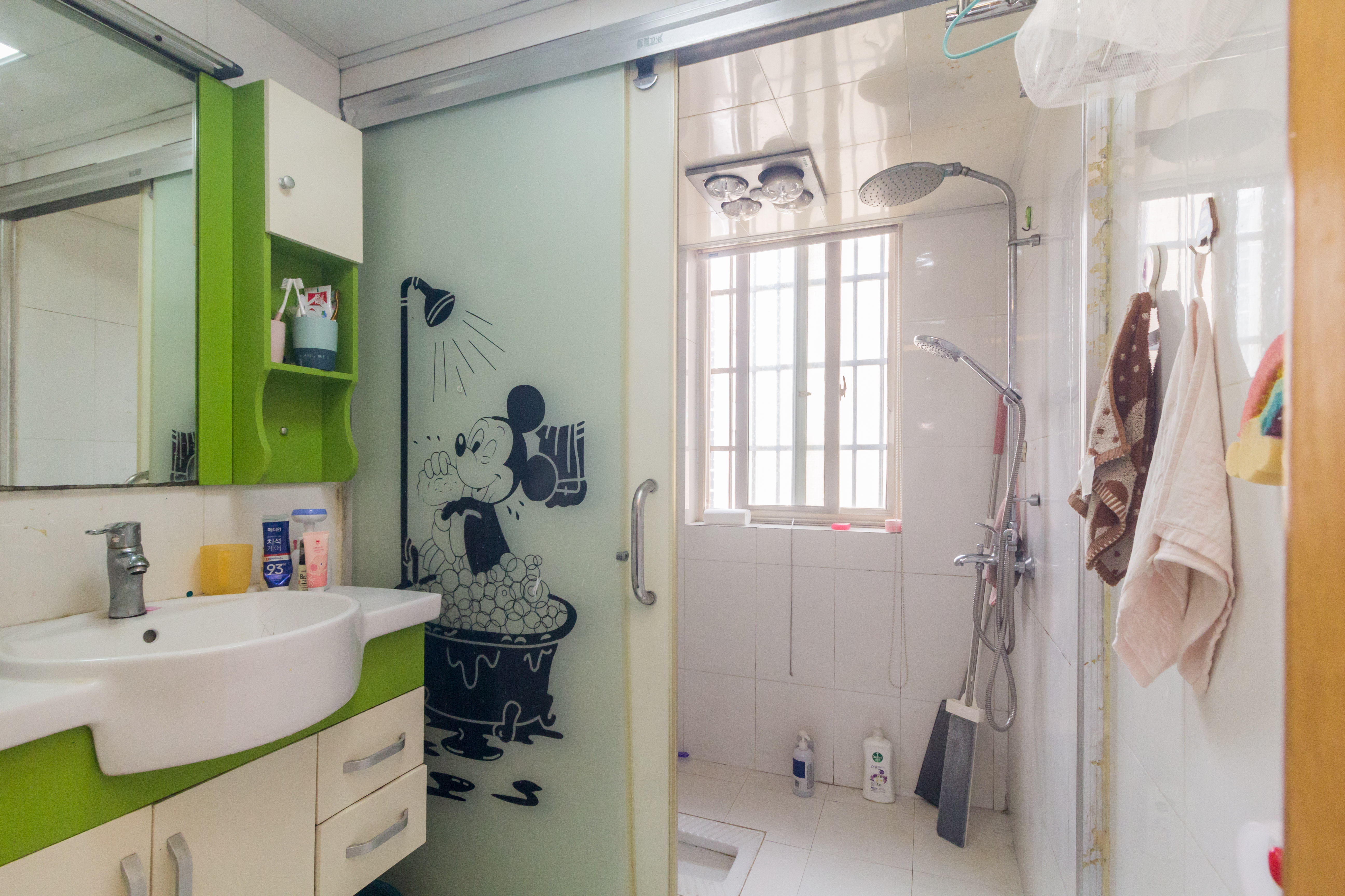 圣力华苑 2室2厅1卫 46.80万 圣力华苑 2室2厅1卫 46.80万卫生间