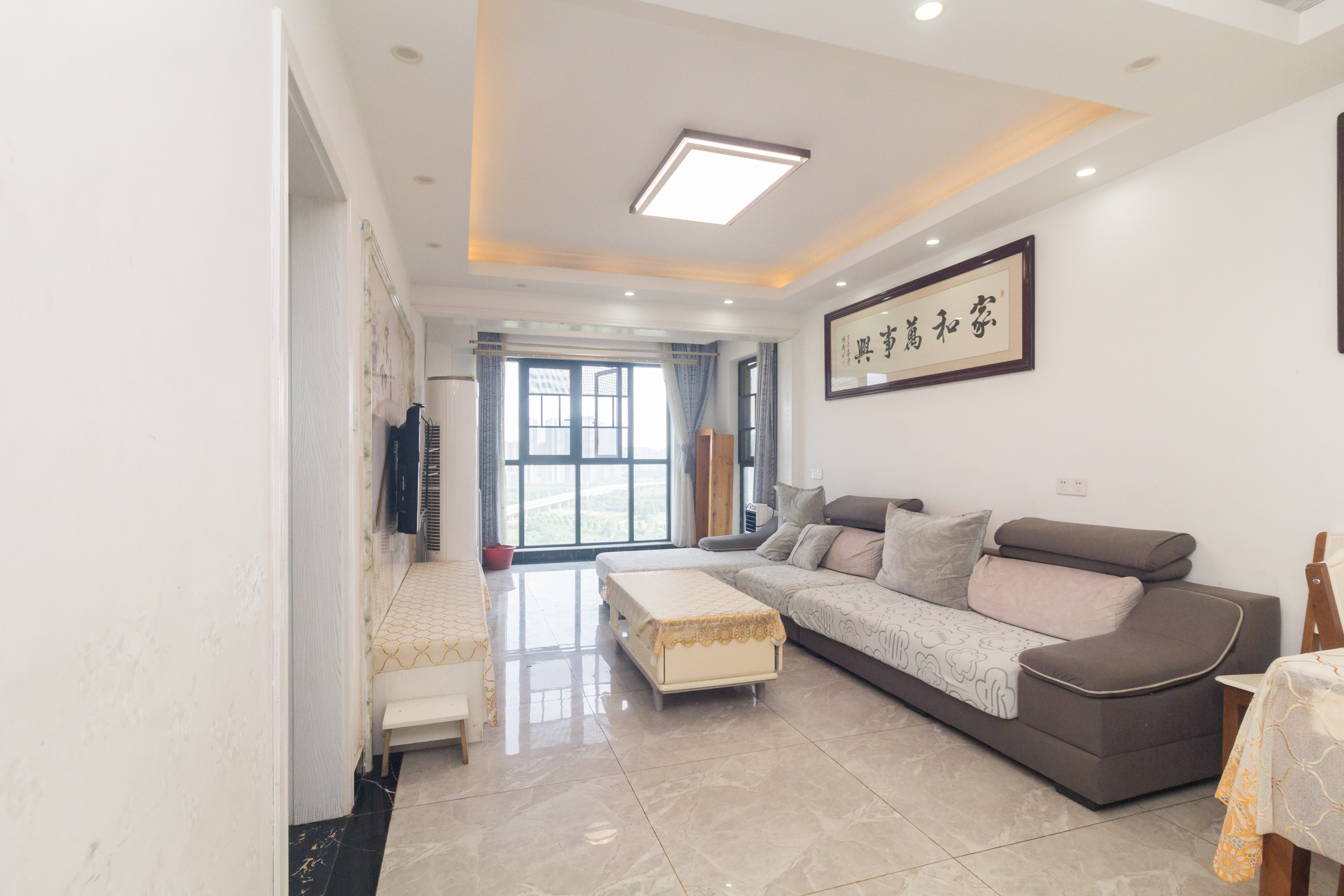 中交中央公园D4区  3室2厅1卫    103.8万客厅