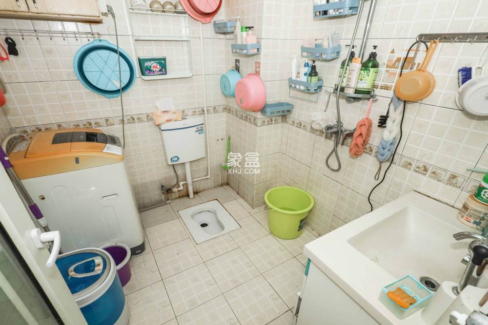 雷鋒機(jī)電市場一期  3室2廳2衛(wèi)   50.00萬